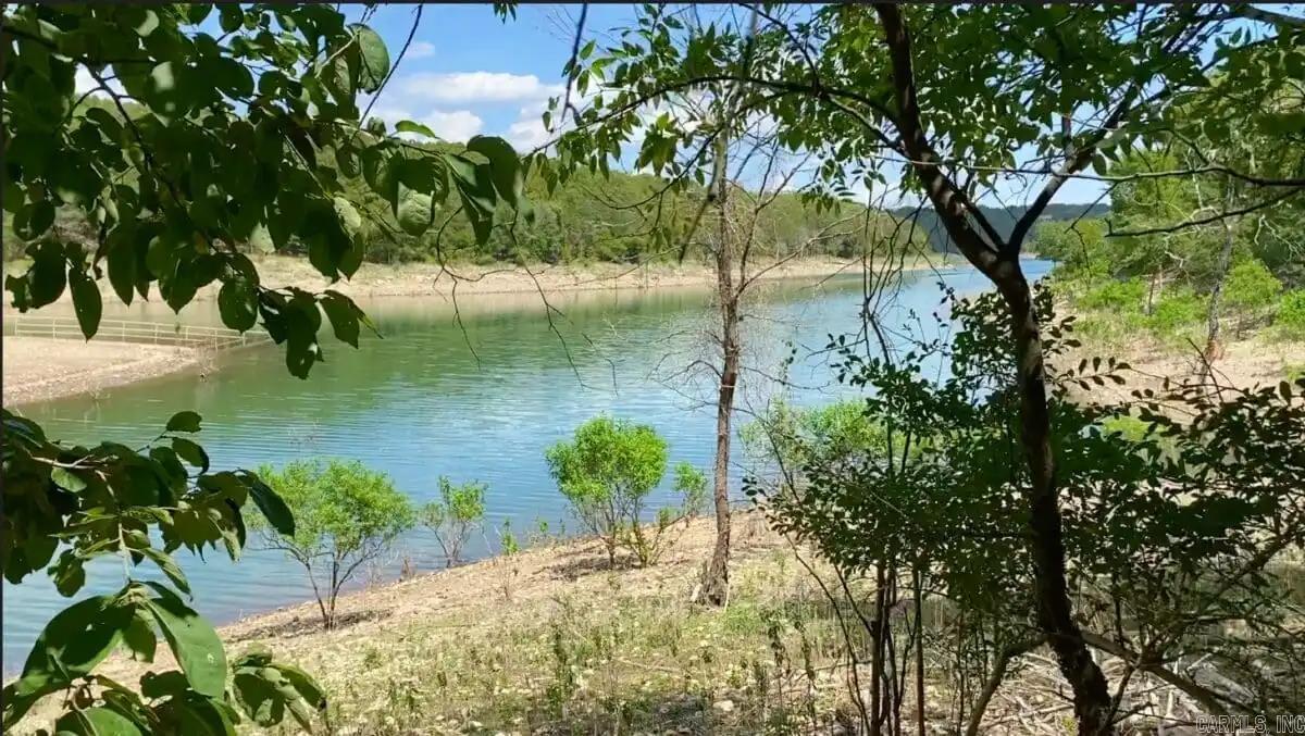 000 Cedar Creek Property Photo 12