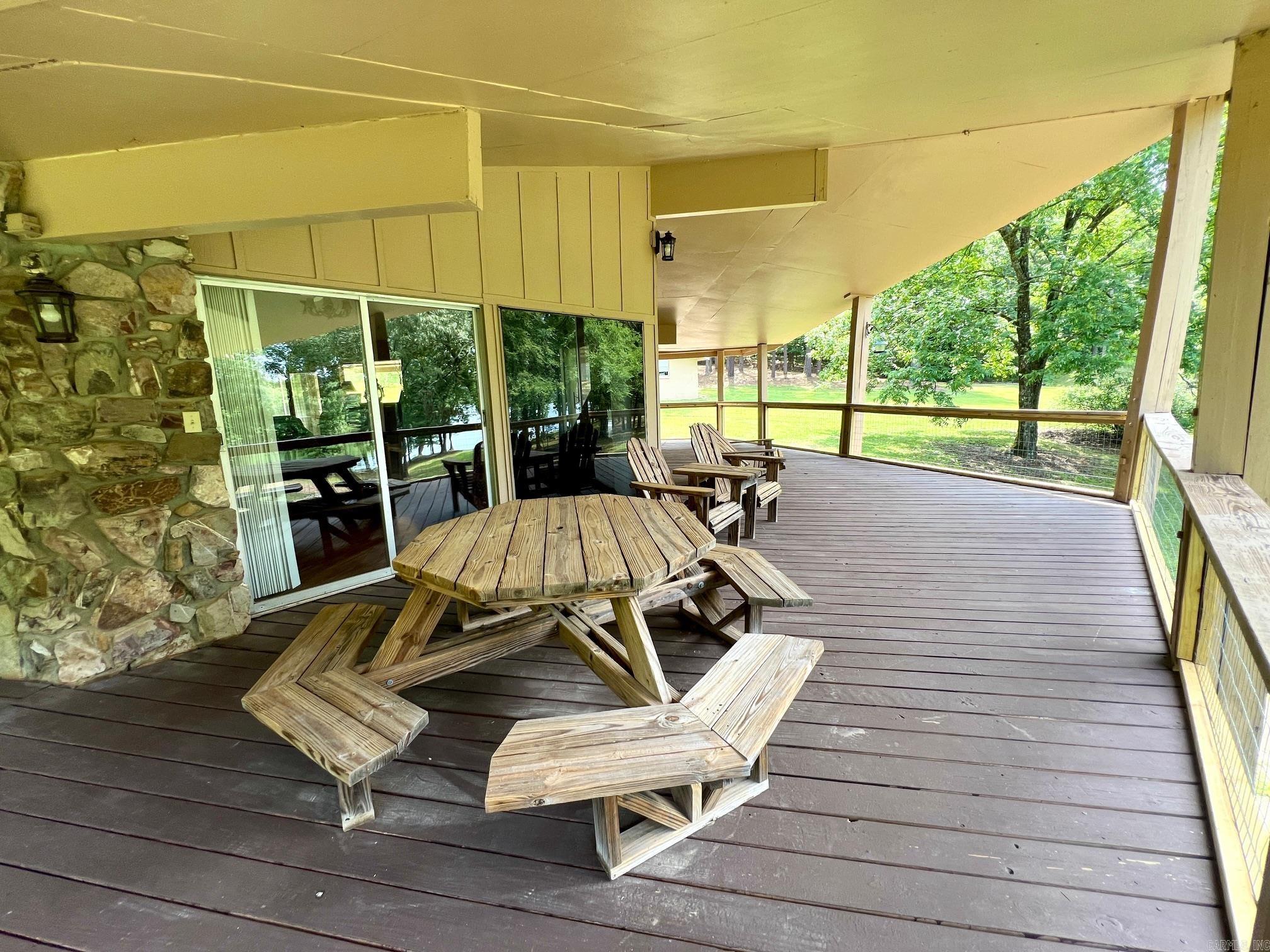 741 Rainbow Road Property Photo 11