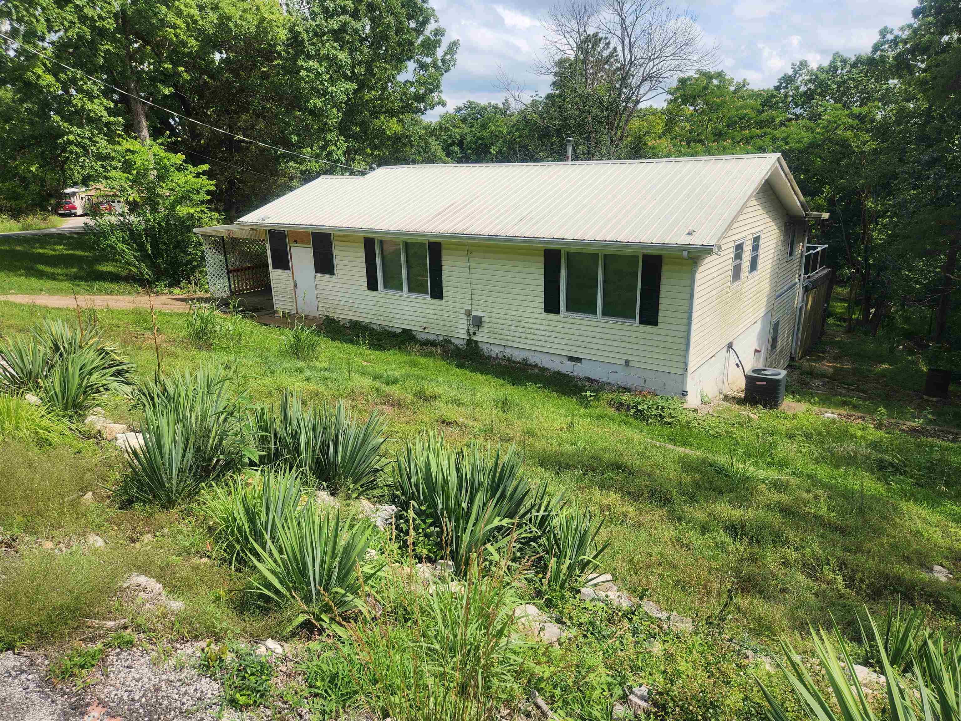 93 Topez Drive Property Photo 1