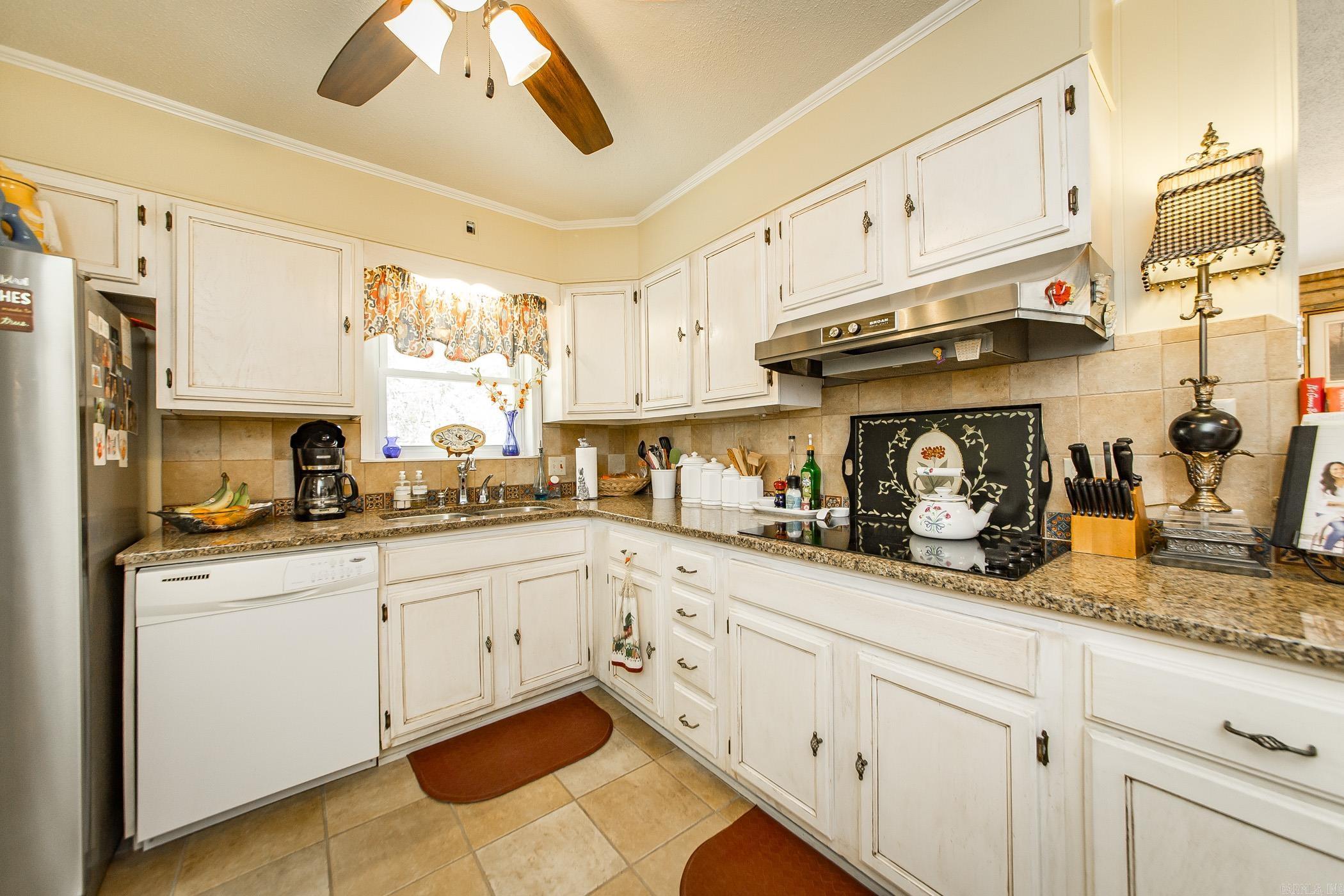 20 Lochland Drive Property Photo 11