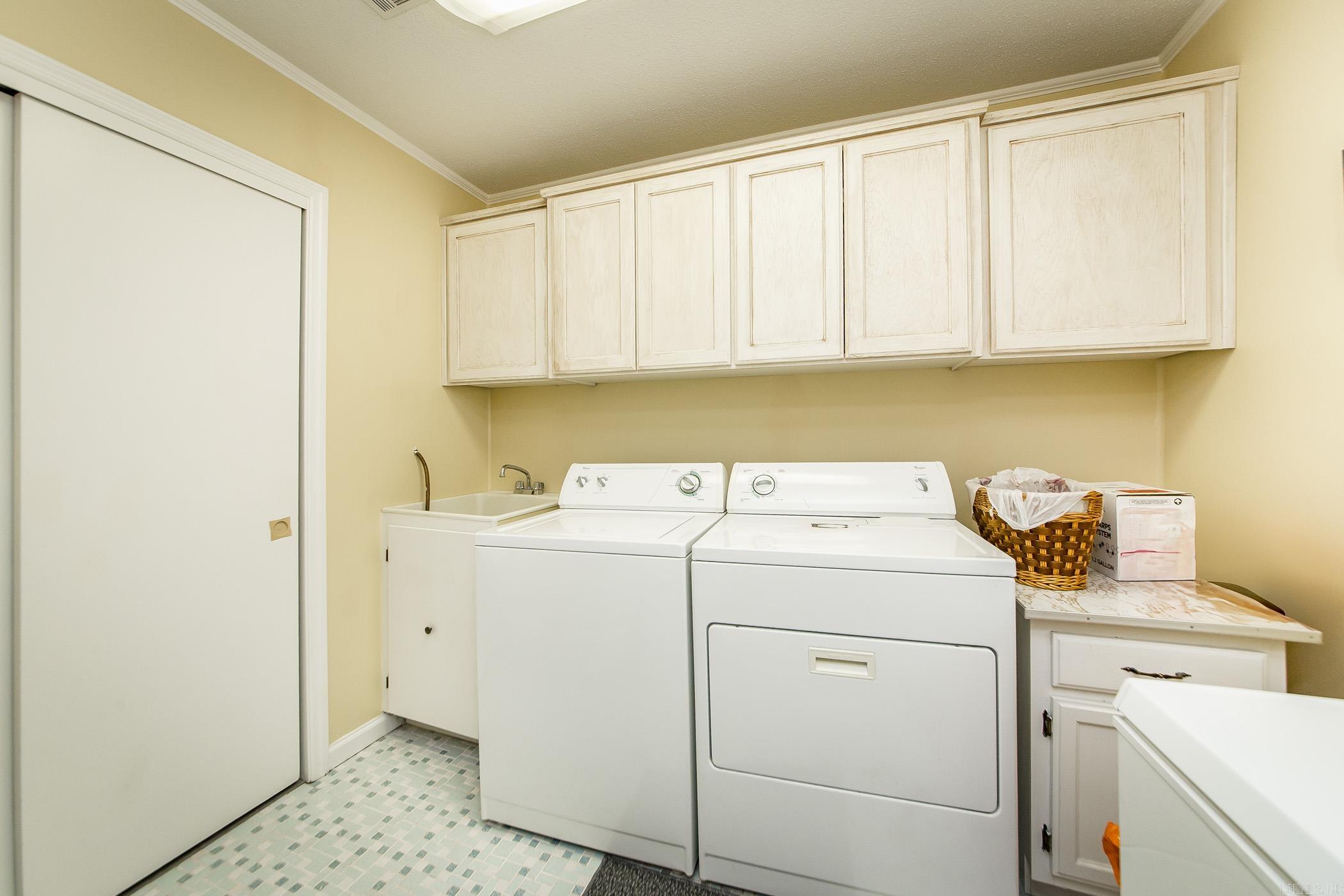 20 Lochland Drive Property Photo 35