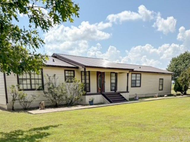 608 S Highway 35 Property Photo 1