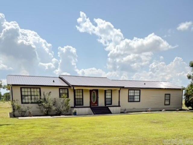 608 S Highway 35 Property Photo 2