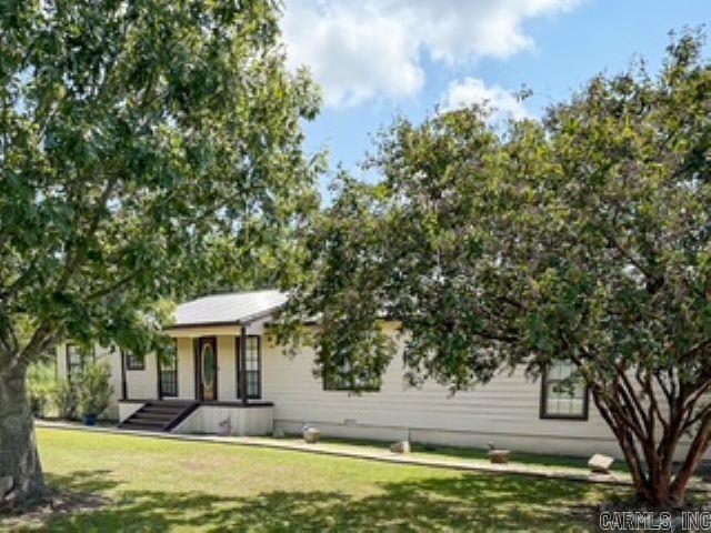 608 S Highway 35 Property Photo 3