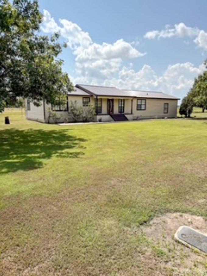 608 S Highway 35 Property Photo 4