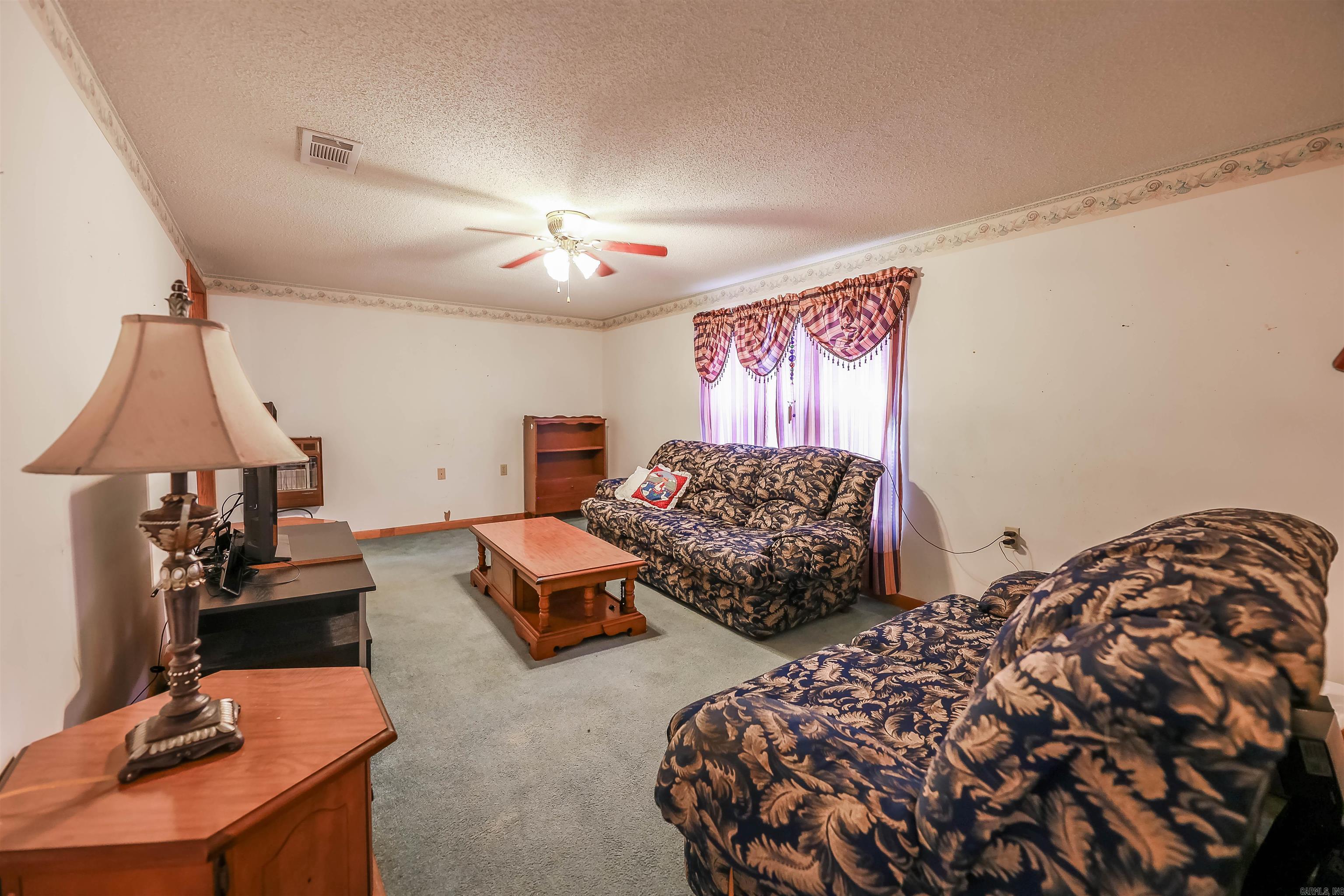 608 S Highway 35 Property Photo 20