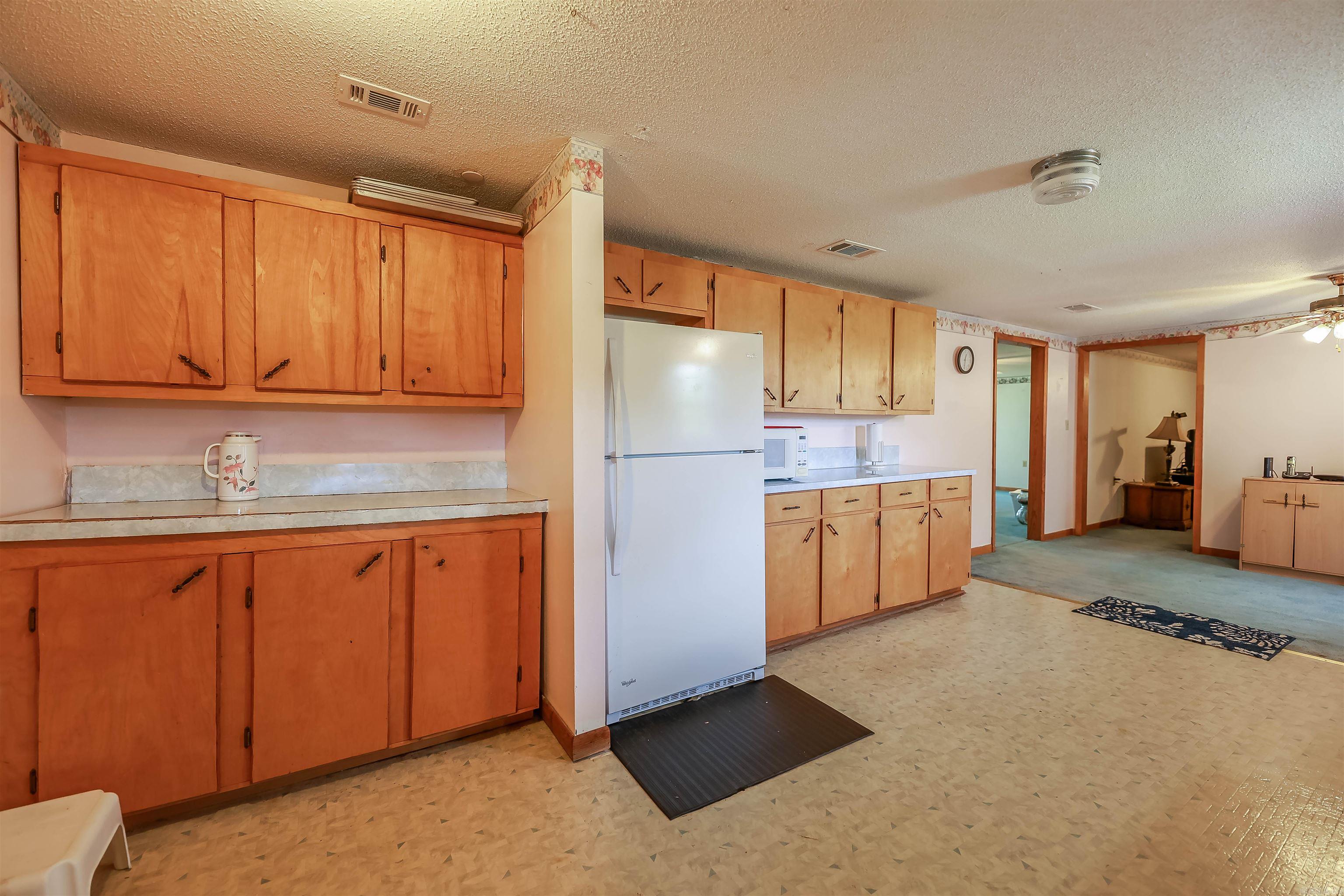 608 S Highway 35 Property Photo 22