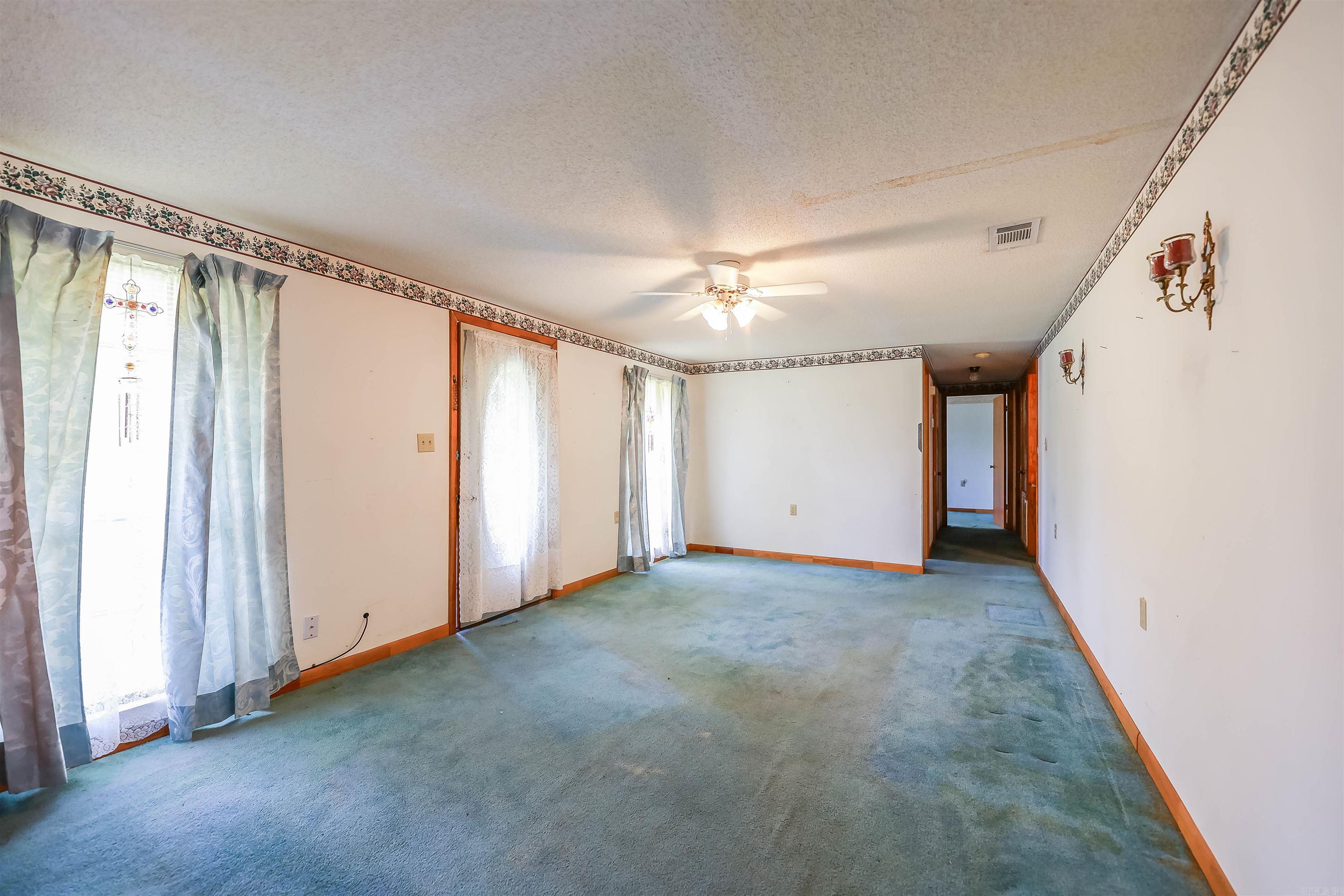 608 S Highway 35 Property Photo 26
