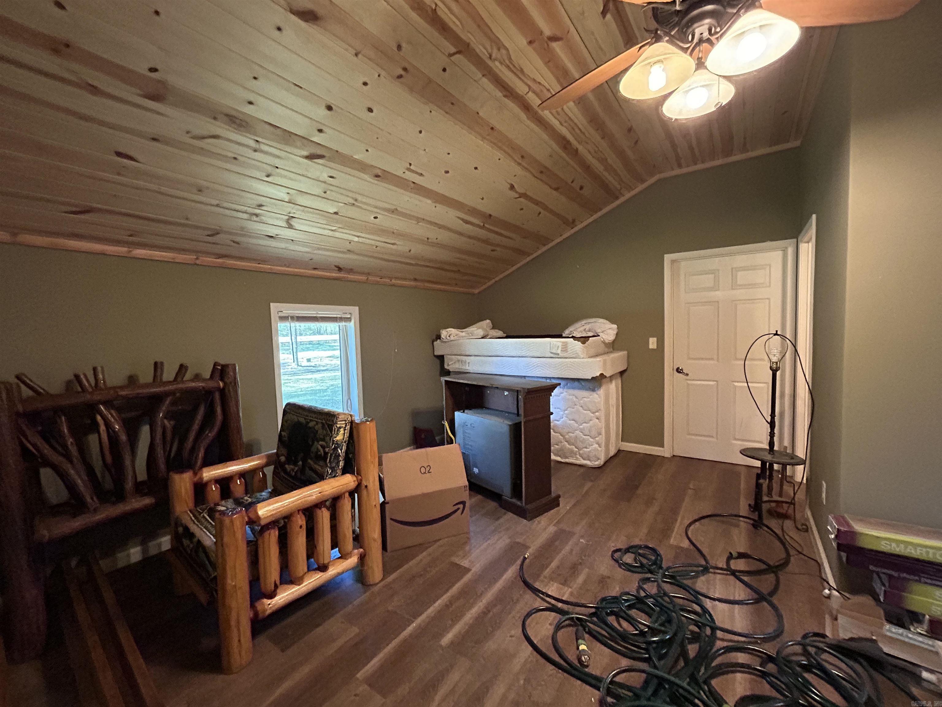 5 Lobo Road Property Photo 5