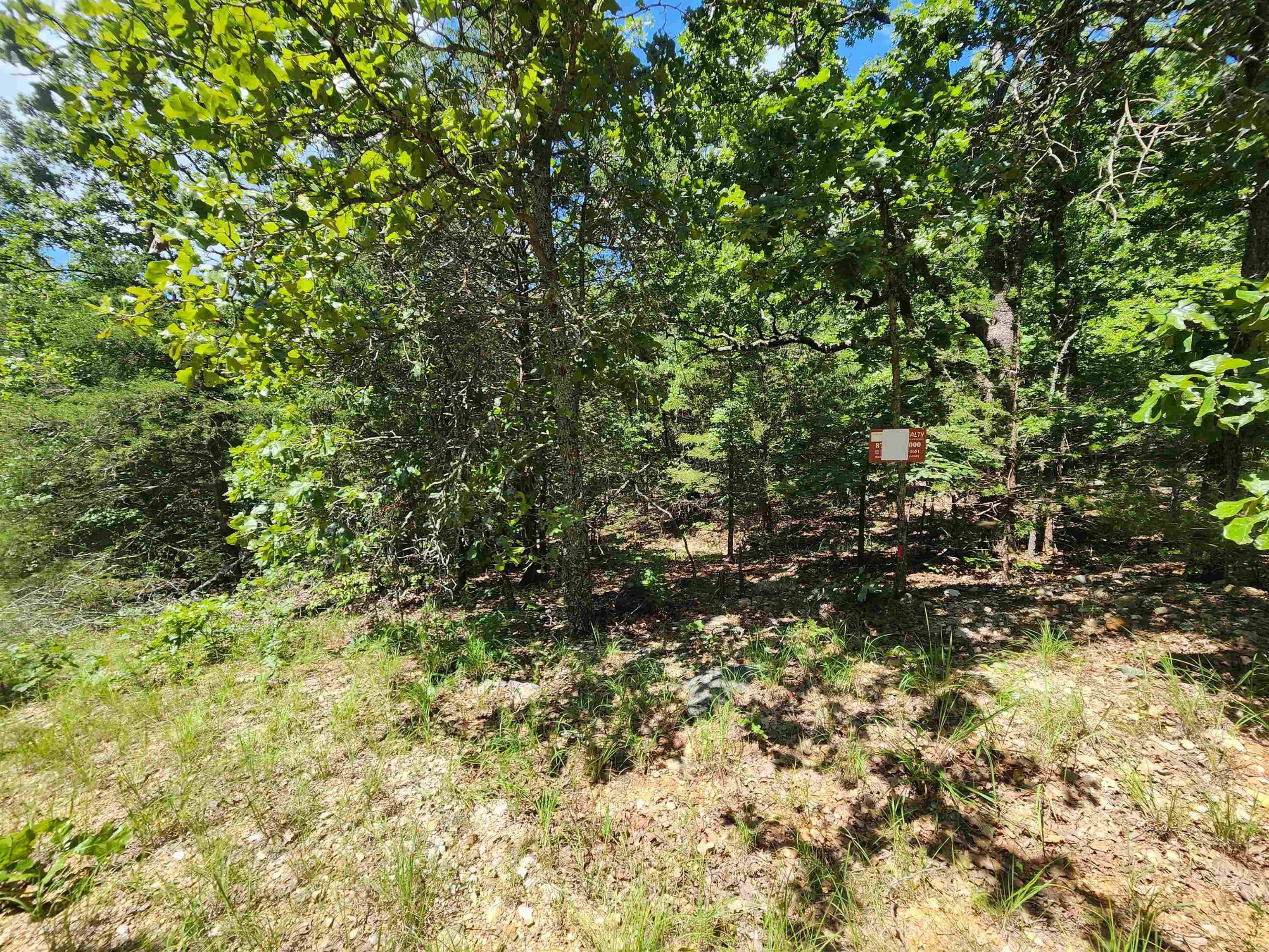 L35b2 Black Cloud Circle Property Photo 8