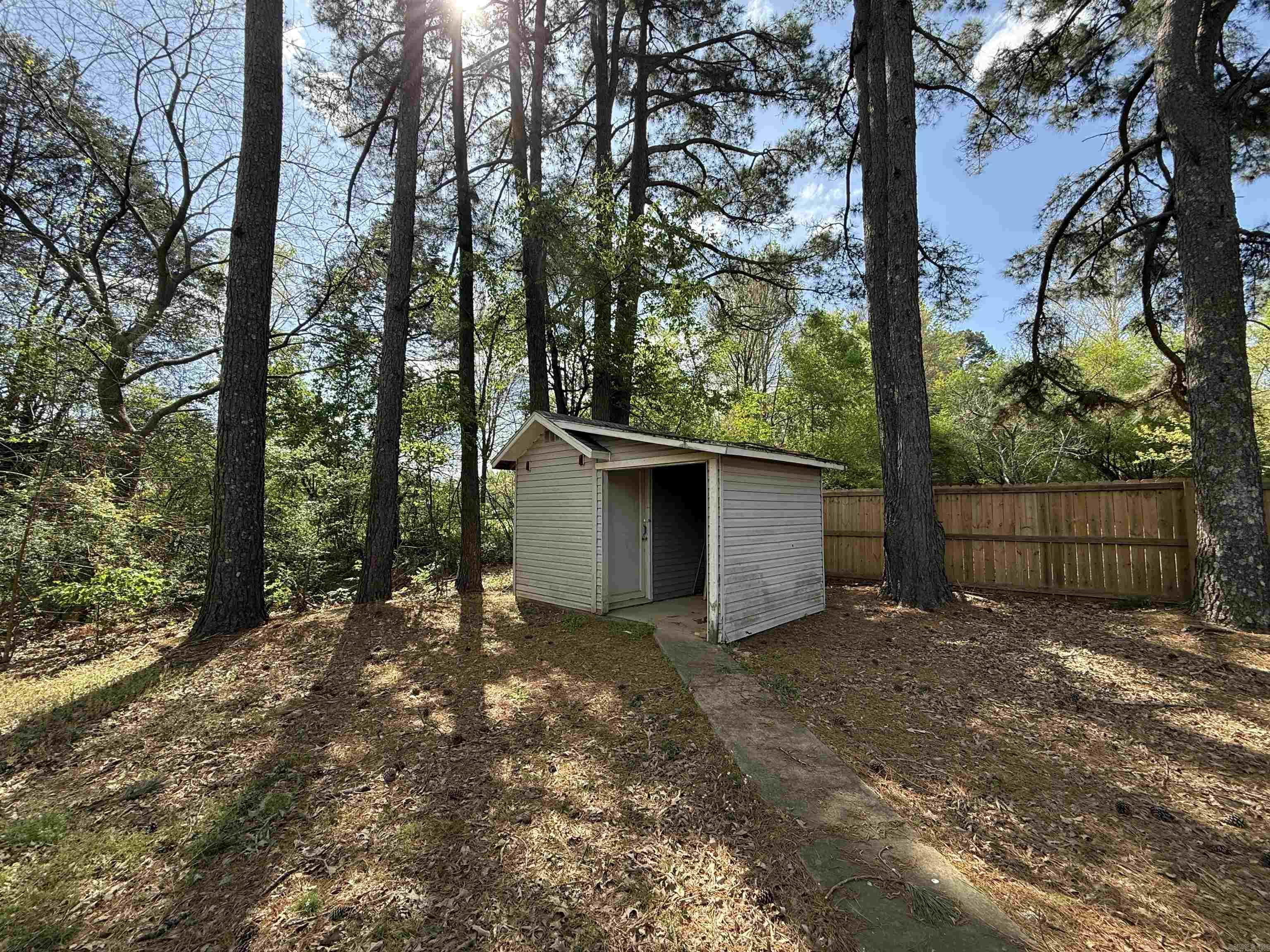 1209 Meadowbrook Property Photo 10