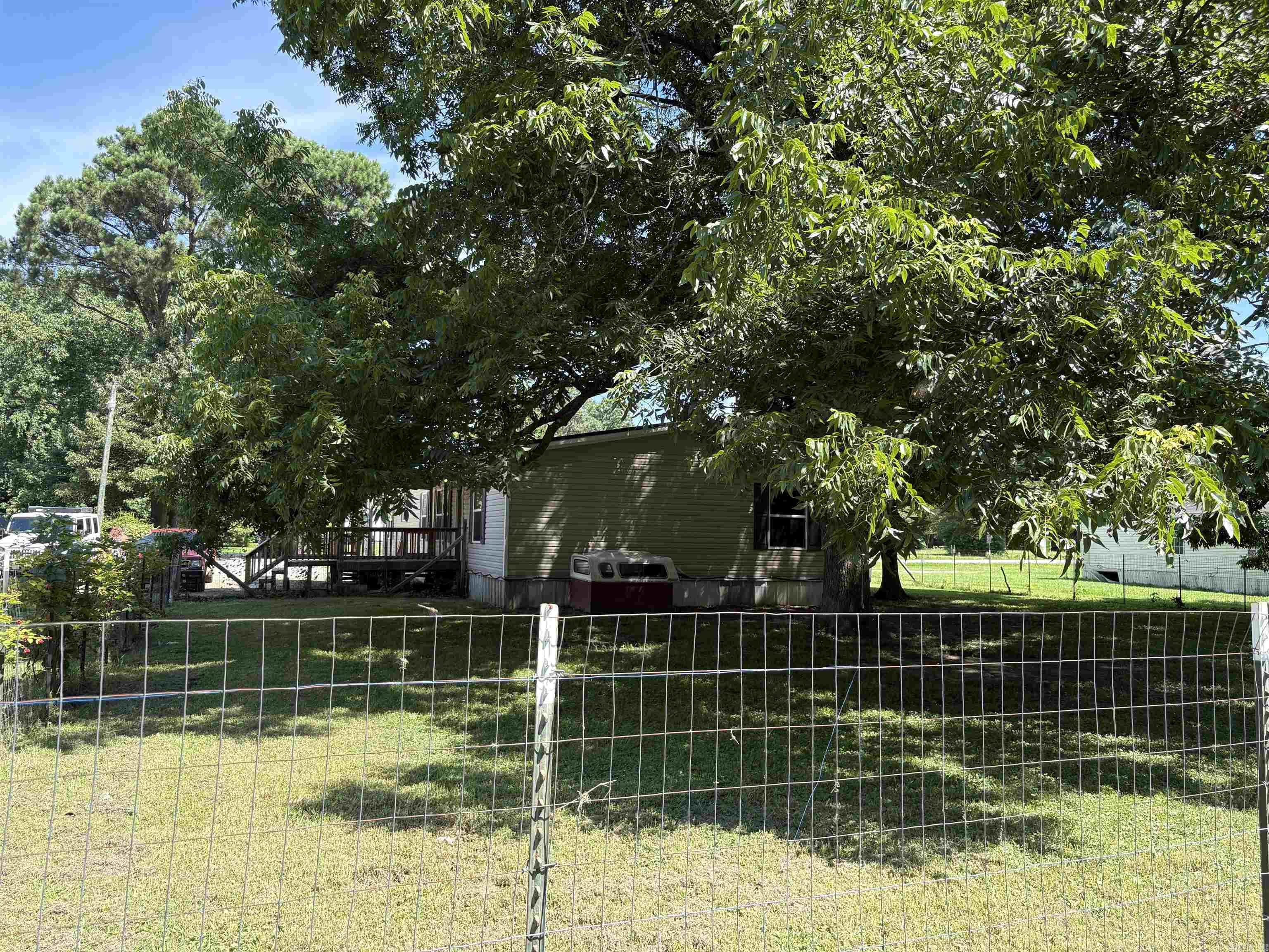 1014 S Third Street Property Photo 8