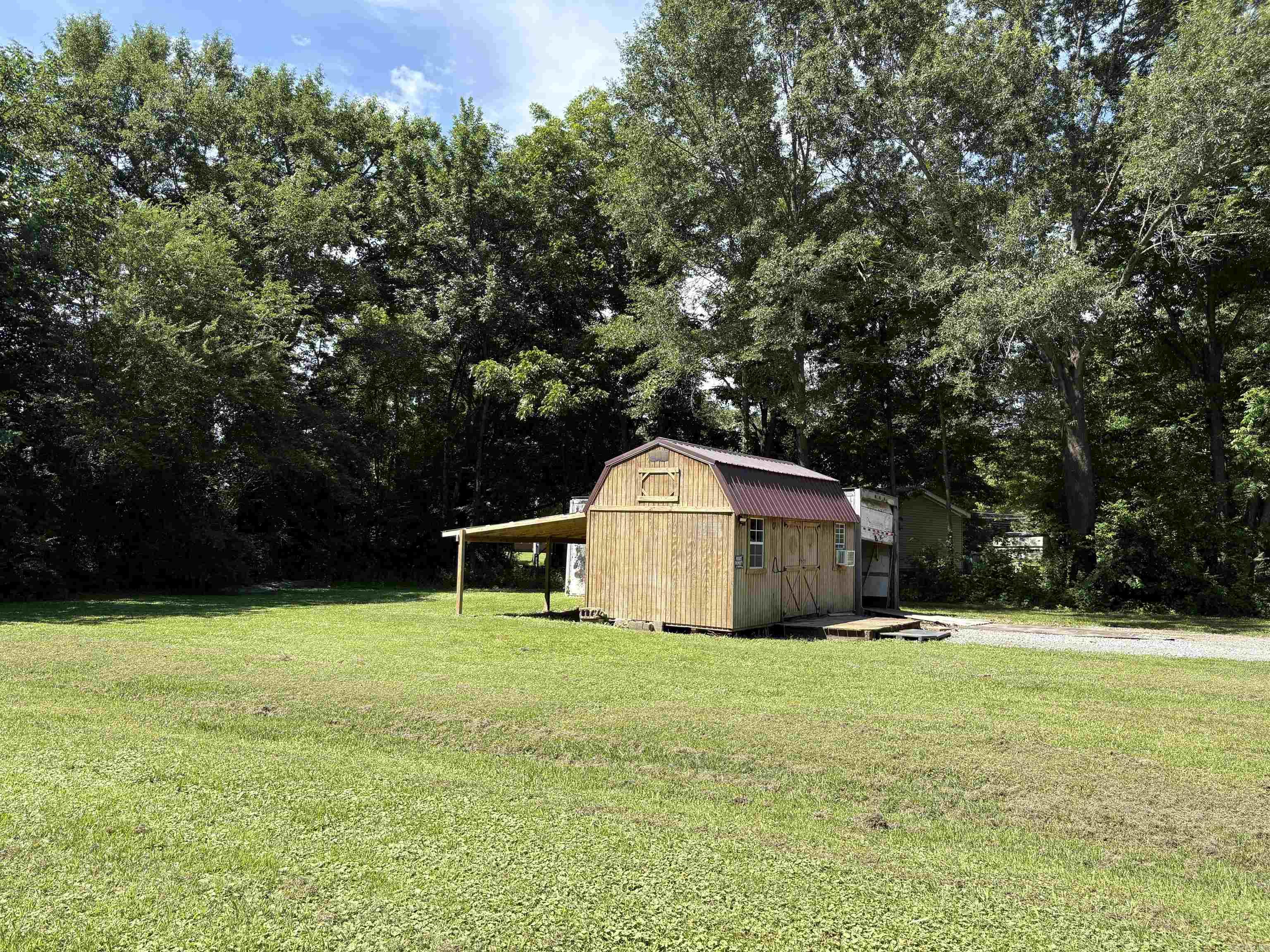 1014 S Third Street Property Photo 9