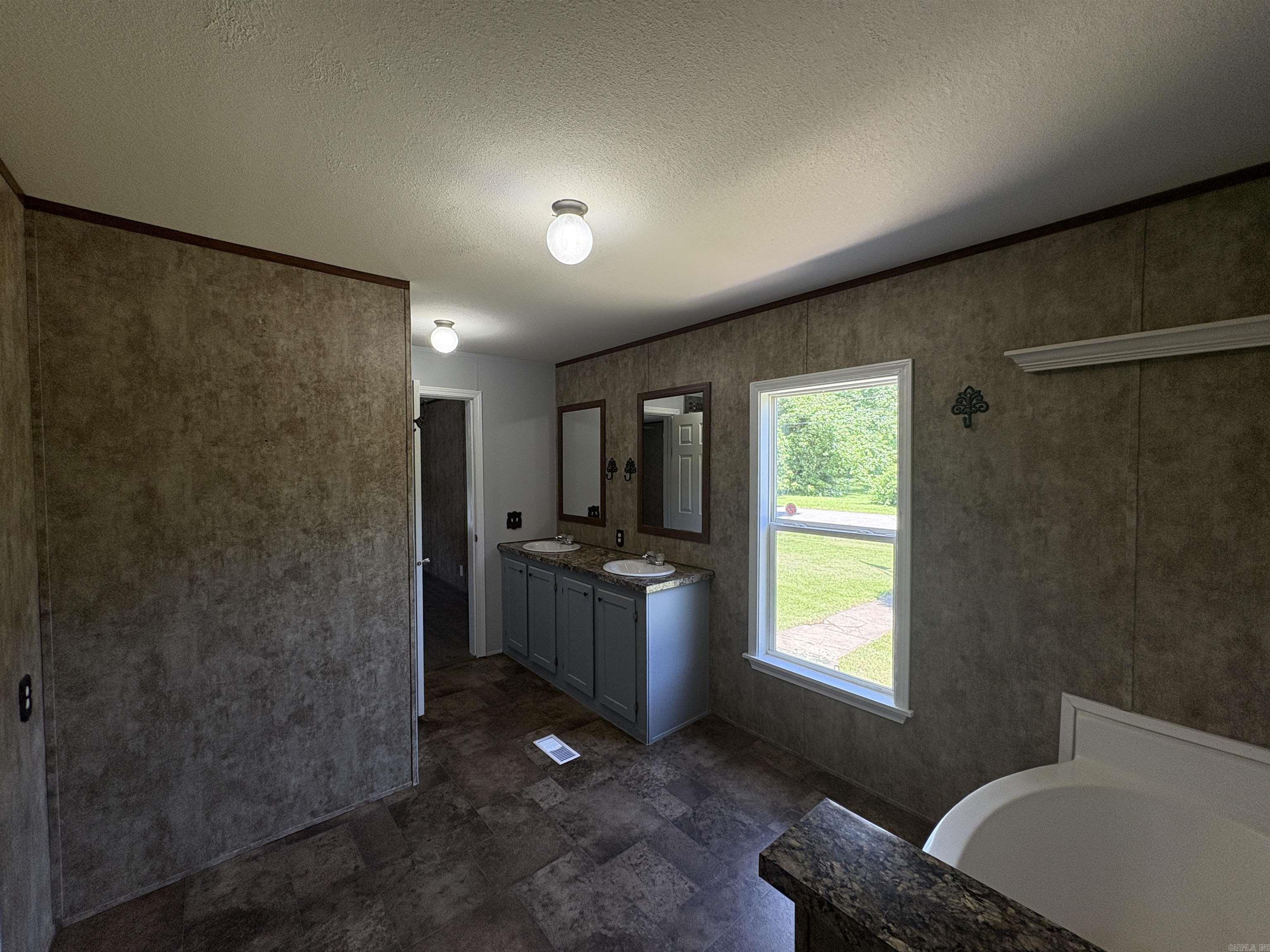 1014 S Third Street Property Photo 29