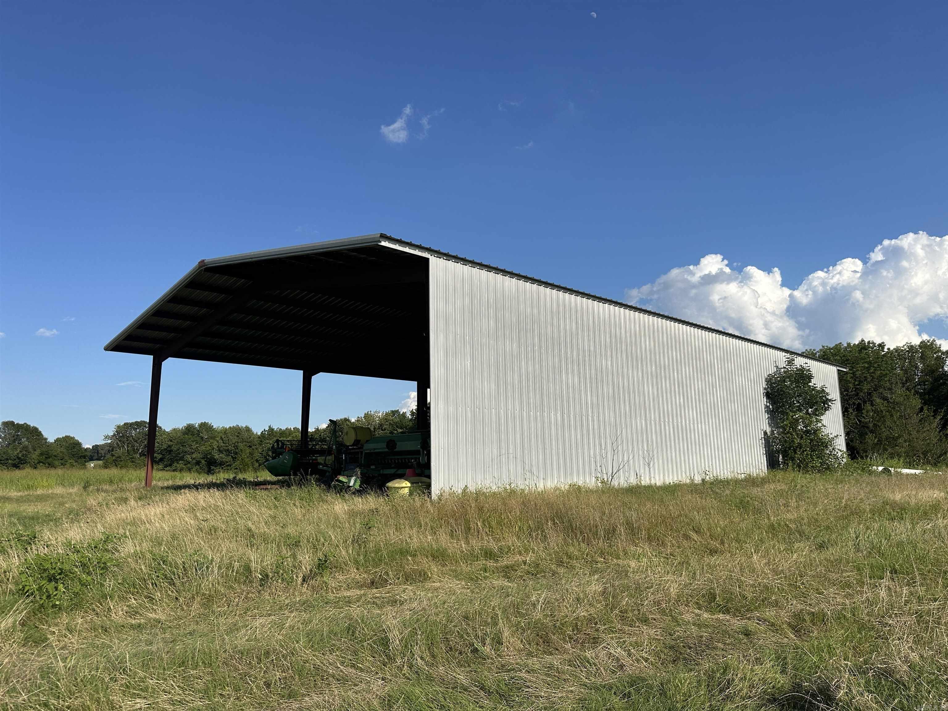 181 Lovers Lane Property Photo 17