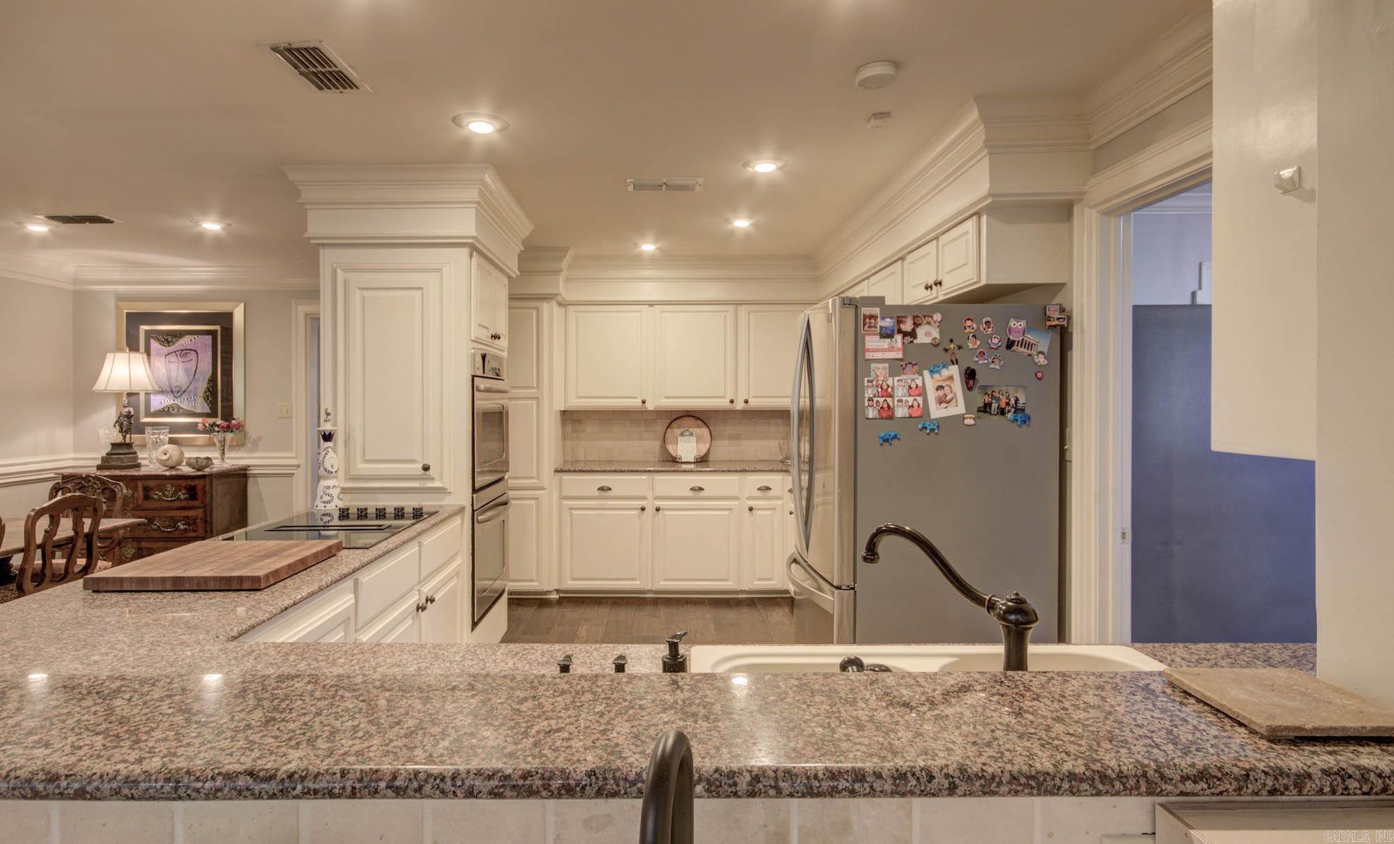 6 High Point Property Photo 10