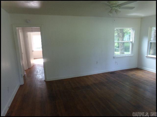 129 Saunders Drive Property Photo 4