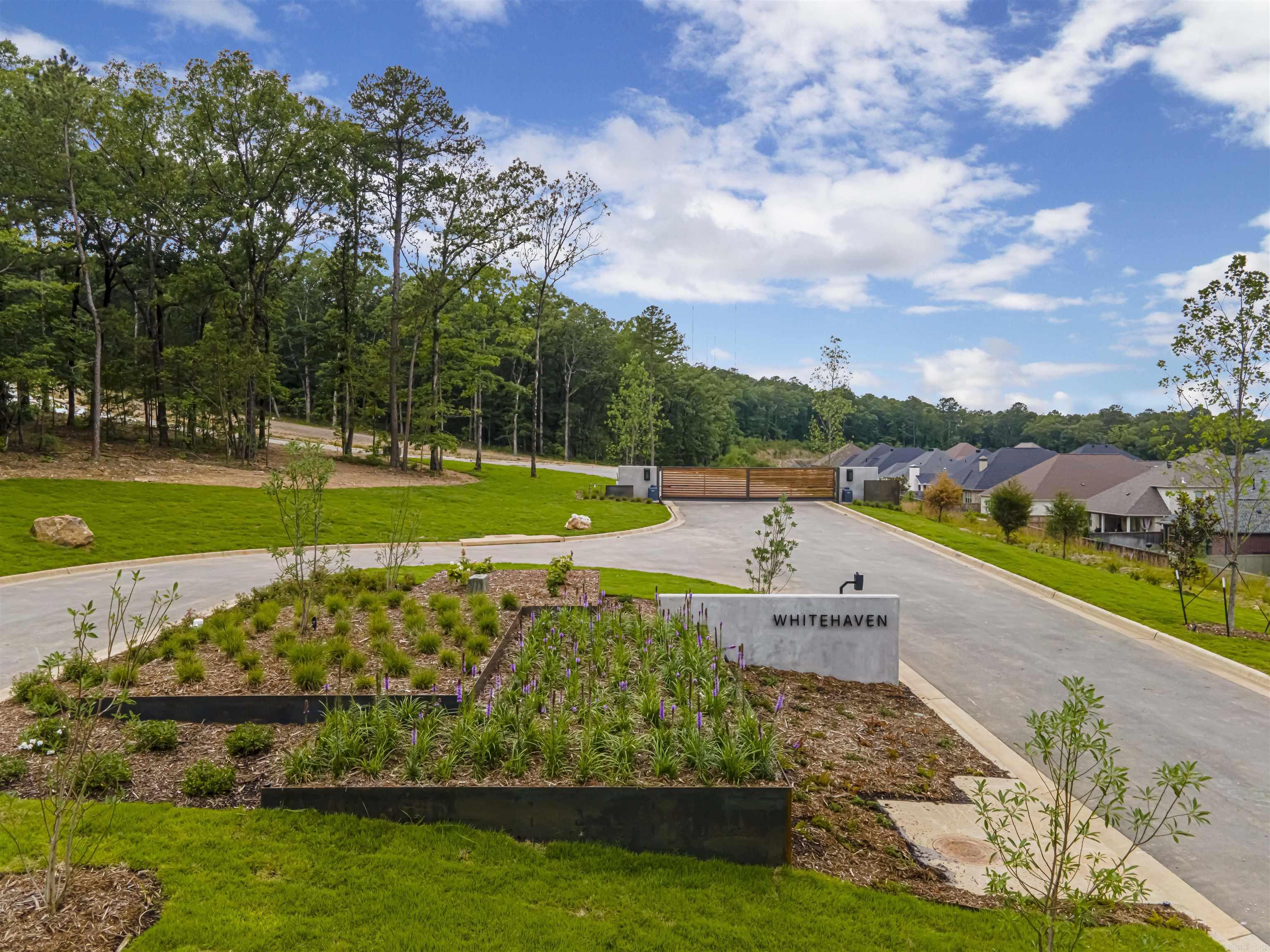 4 Whitehaven Cove Property Photo 3
