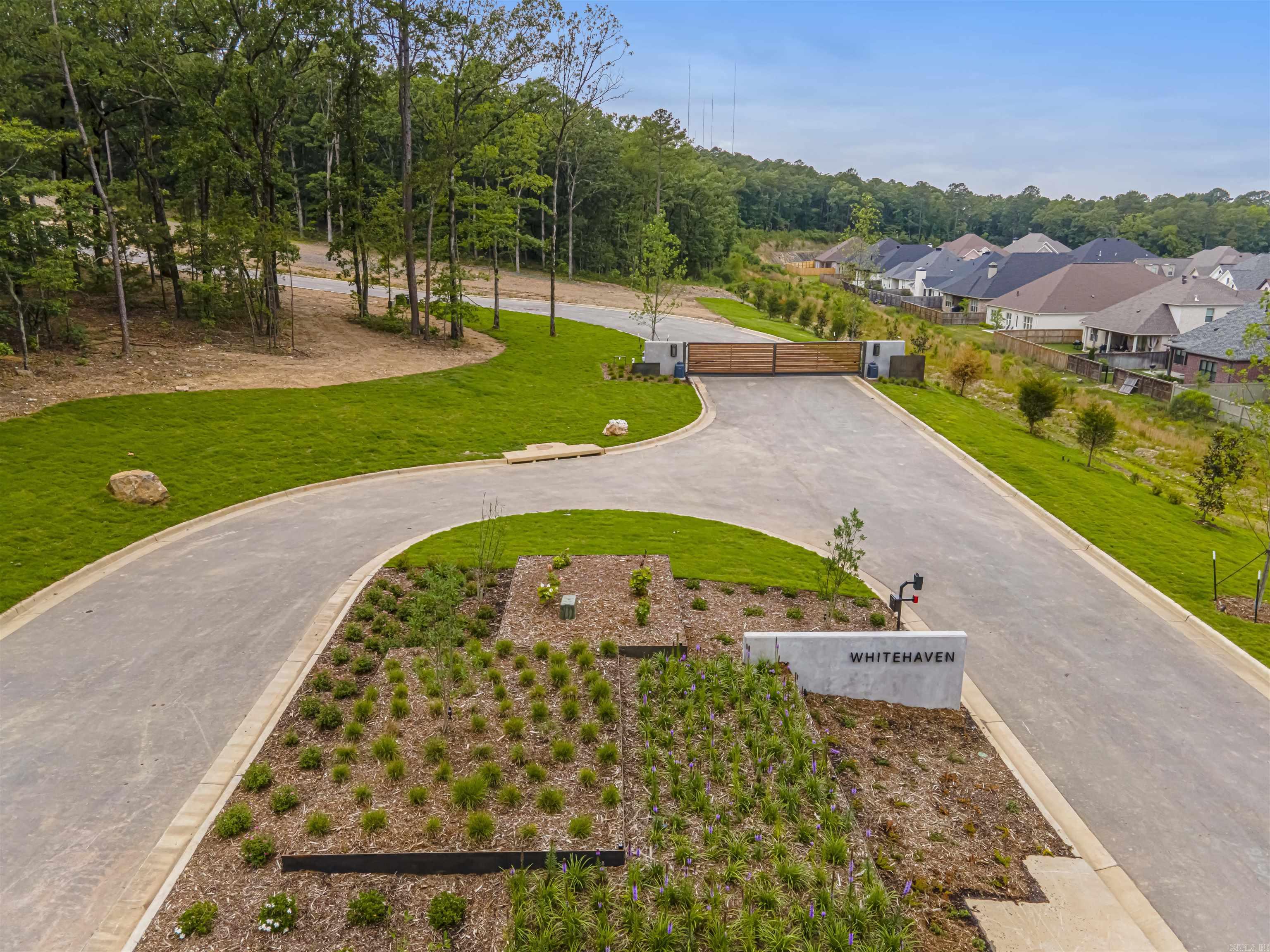 4 Whitehaven Cove Property Photo 5