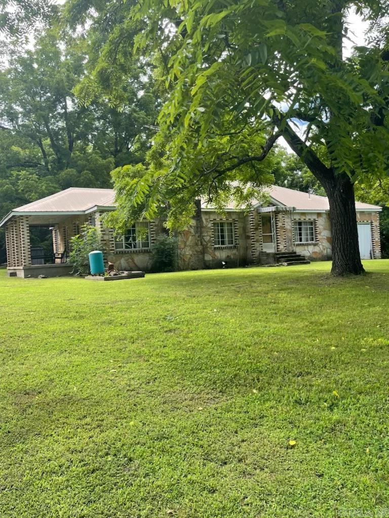 366 Hillhollow Road Property Photo 1
