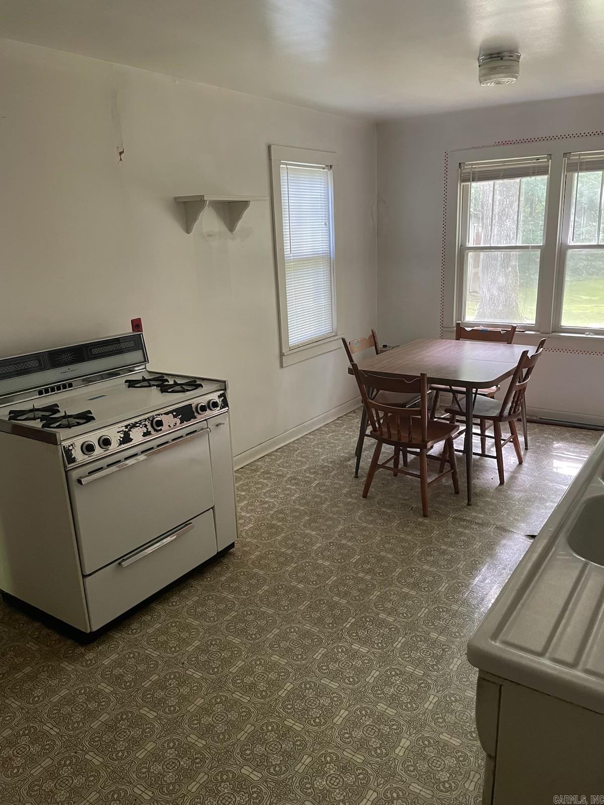366 Hillhollow Road Property Photo 12