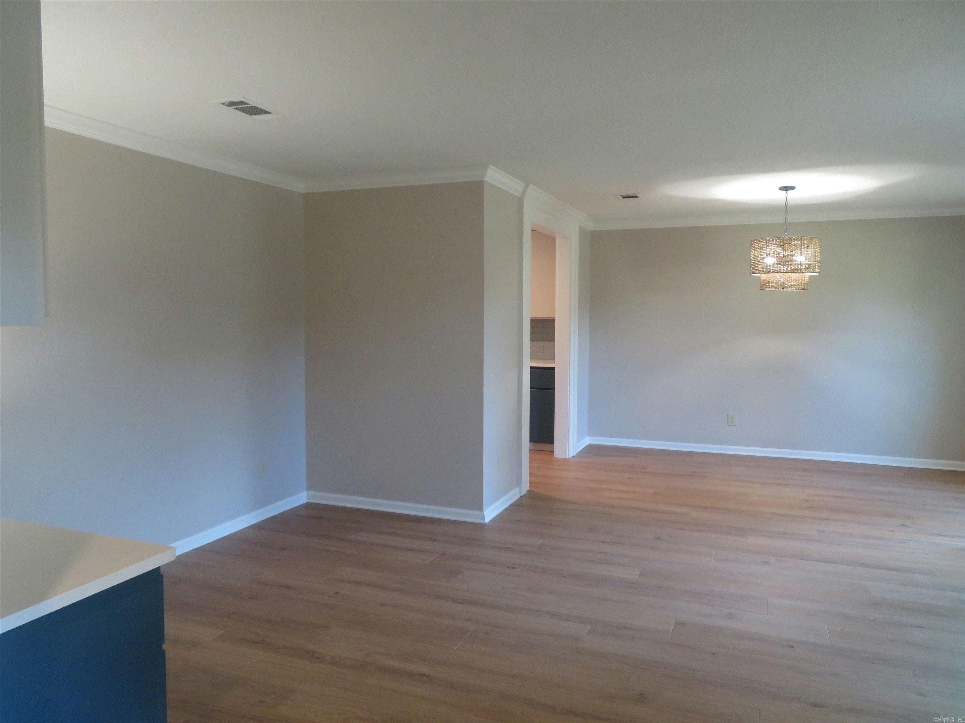 2507 Yorkshire Drive Property Photo 19
