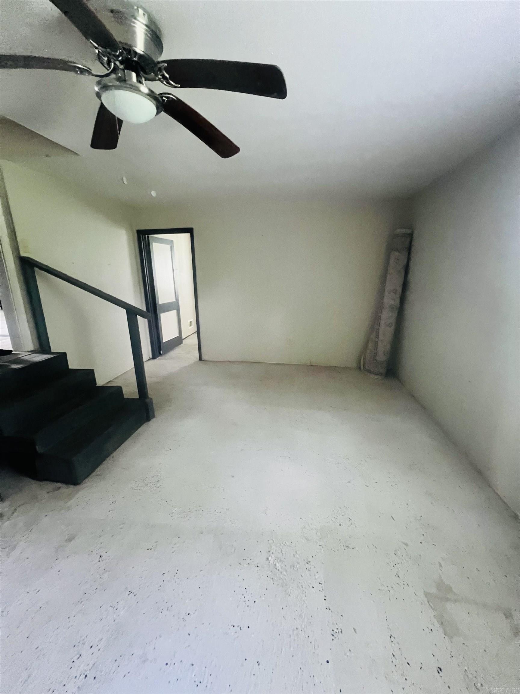 3215 Miramar Drive Property Photo 7