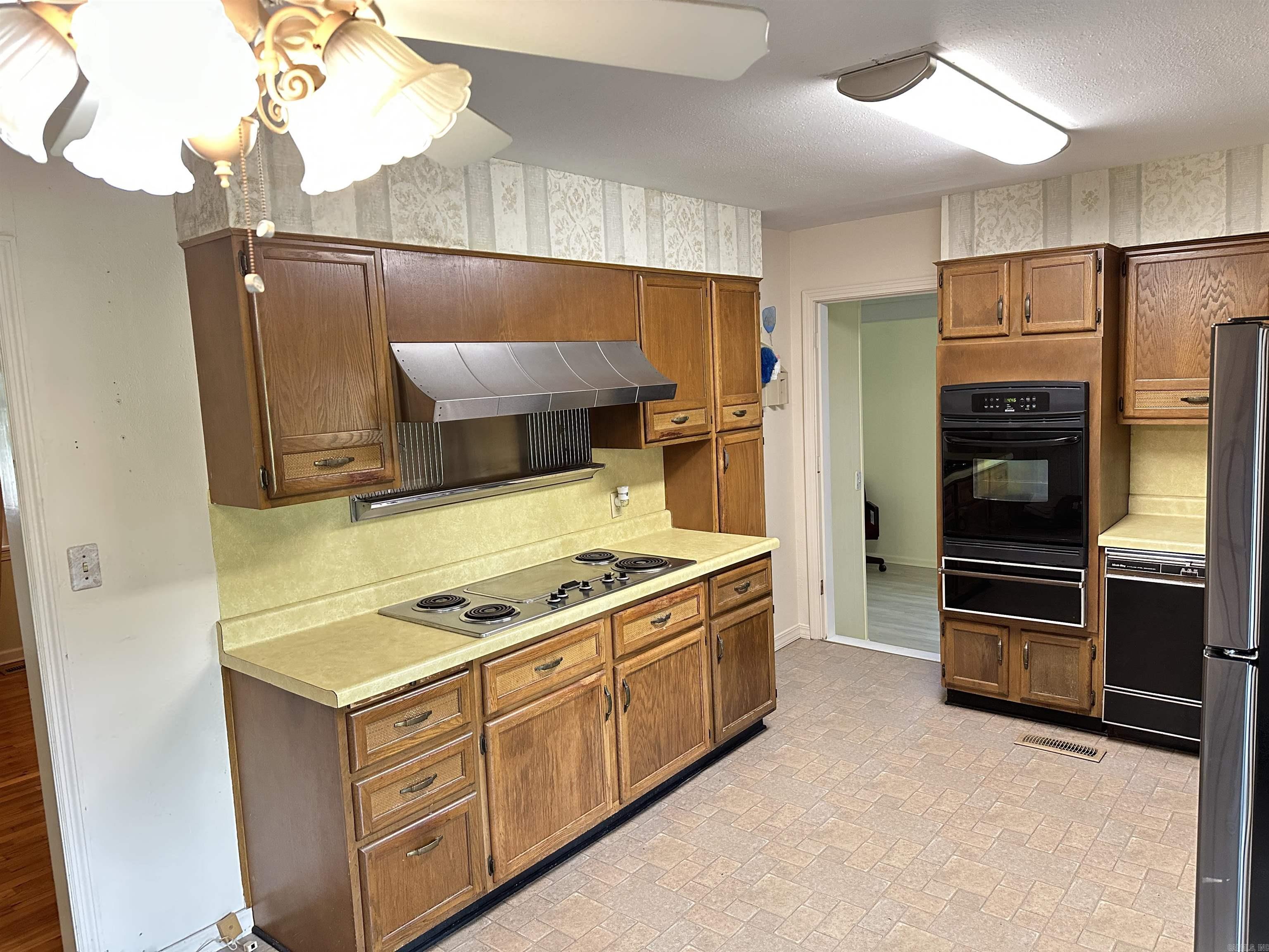 4437 Highway 7 Property Photo 20