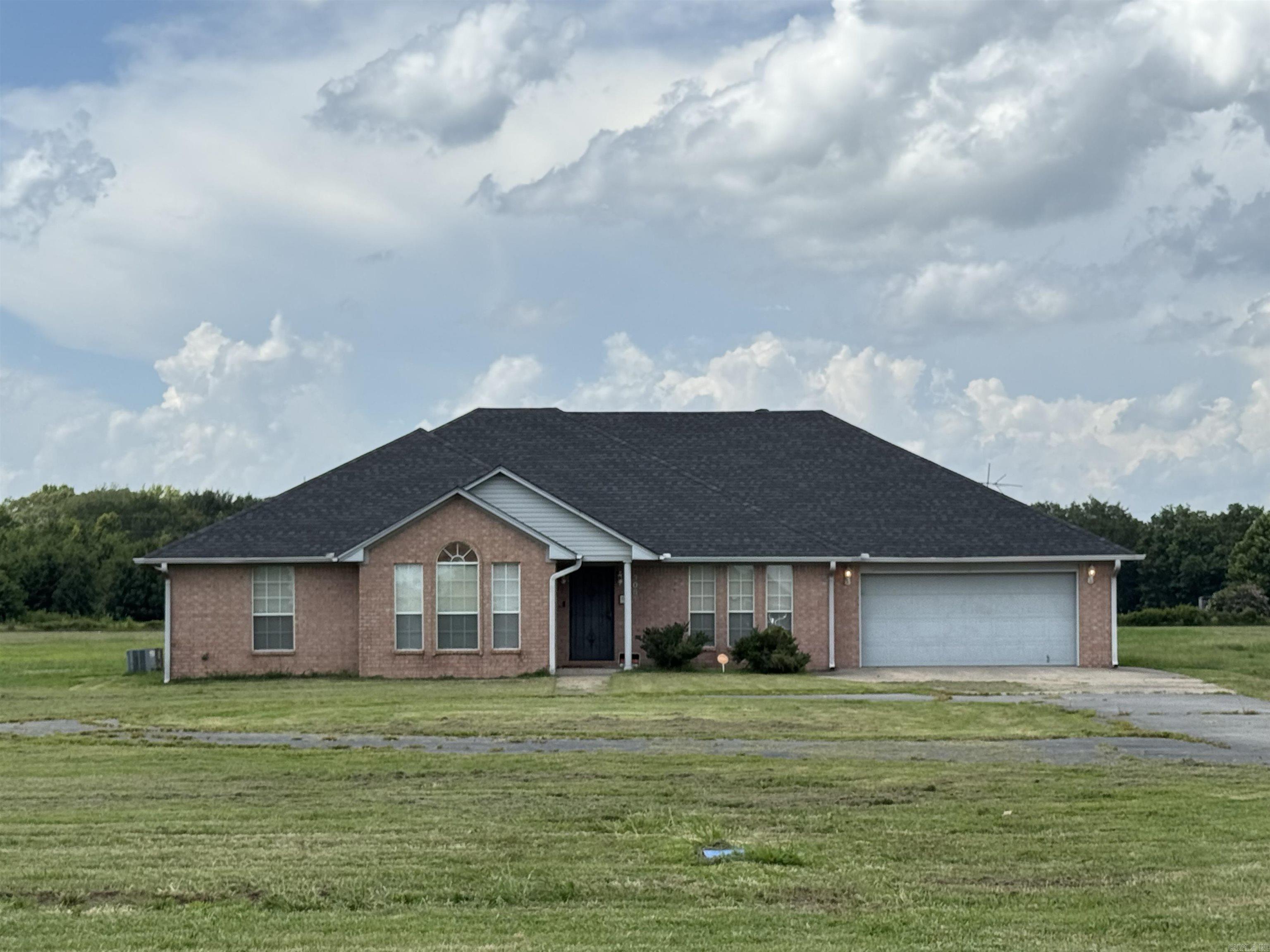 3061 Highway 79 South Property Photo 1