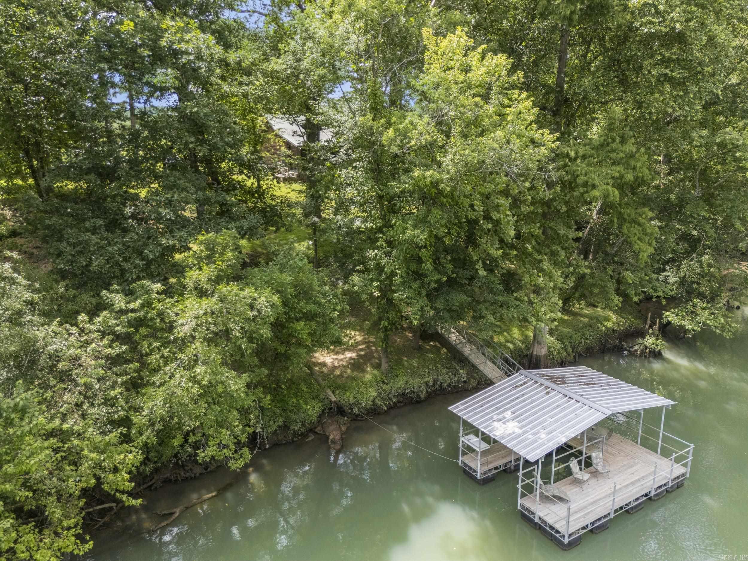 8 Iveon Clay Ln Property Photo 11