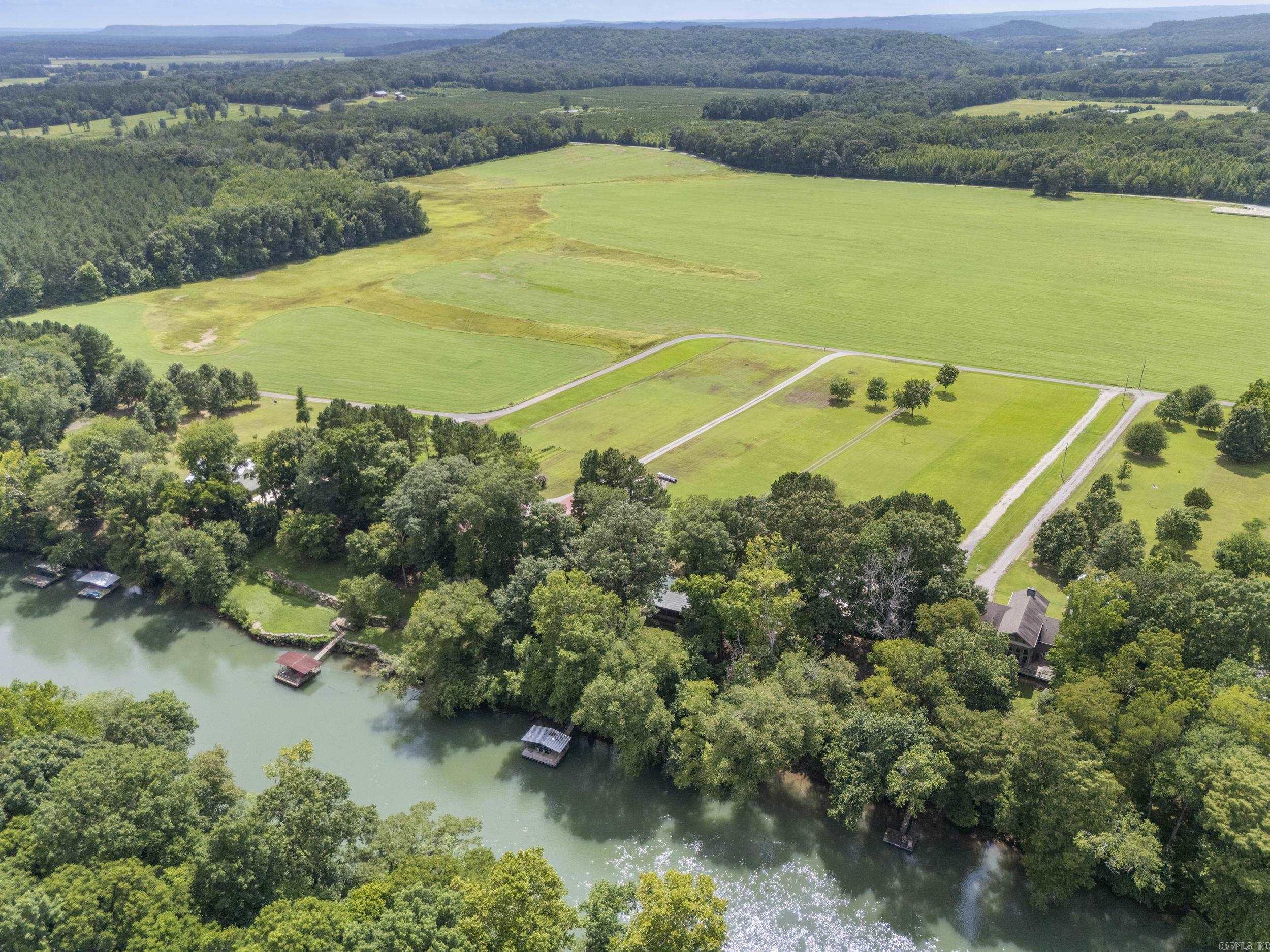 8 Iveon Clay Ln Property Photo 14
