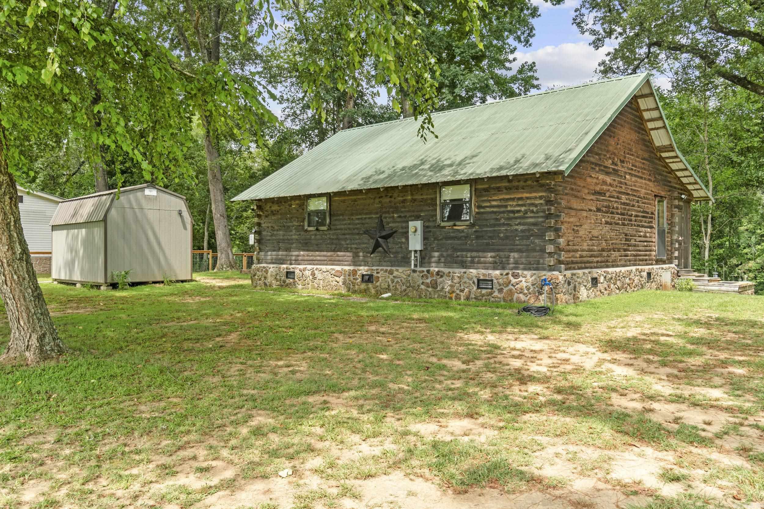 8 Iveon Clay Ln Property Photo 16
