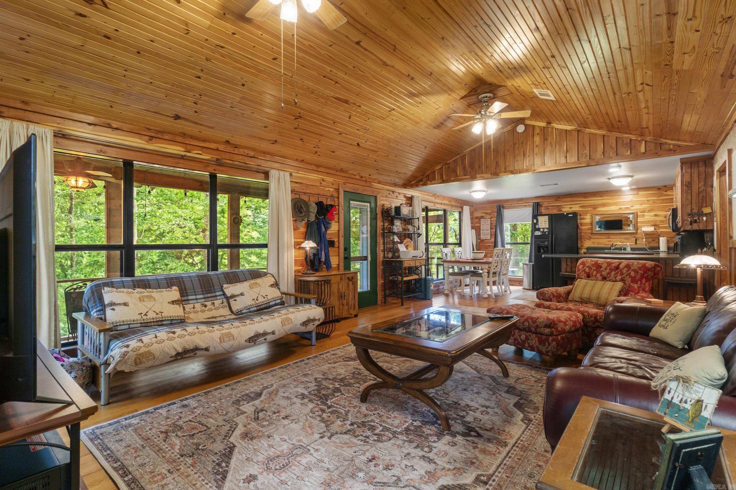 8 Iveon Clay Ln Property Photo 23