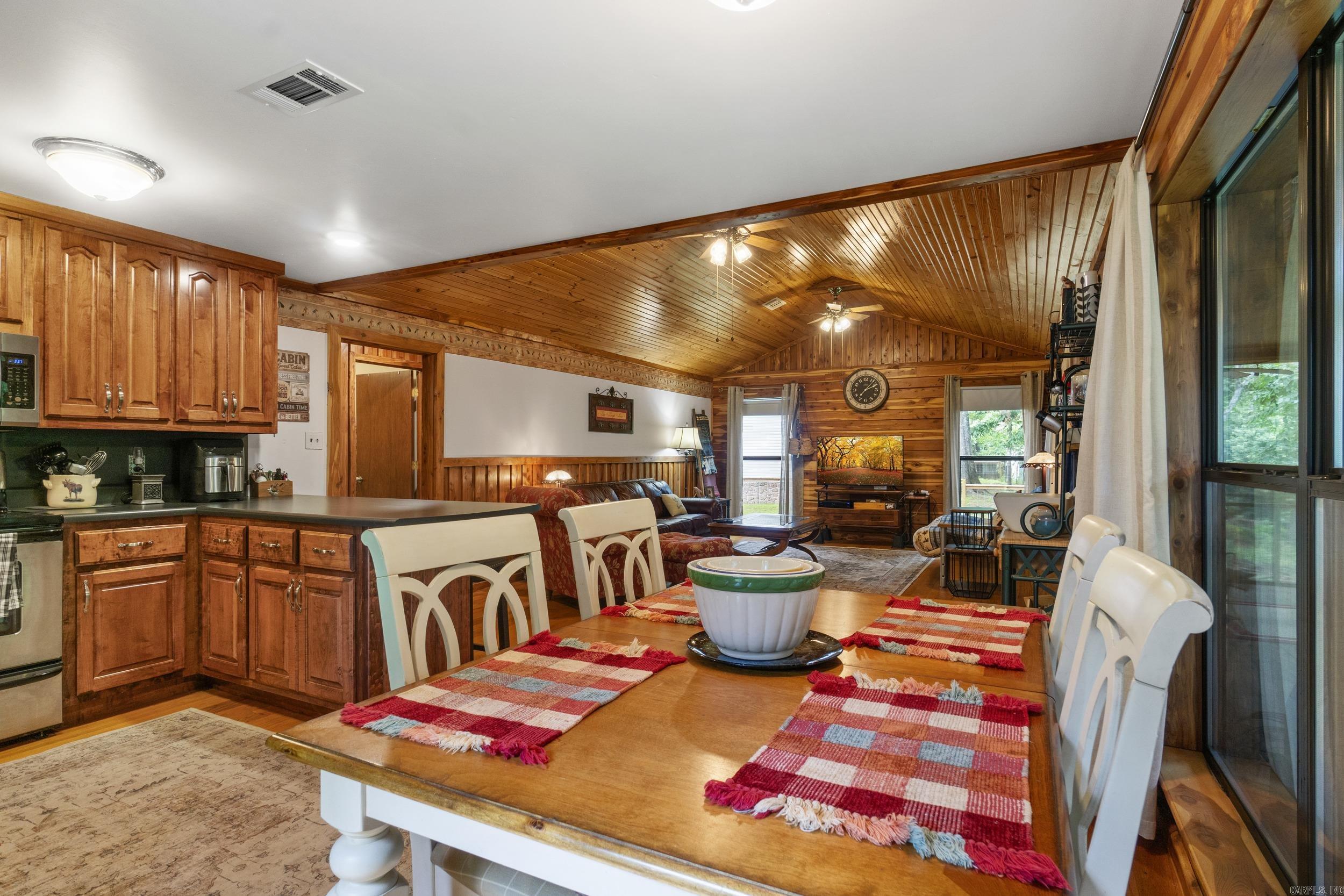 8 Iveon Clay Ln Property Photo 29
