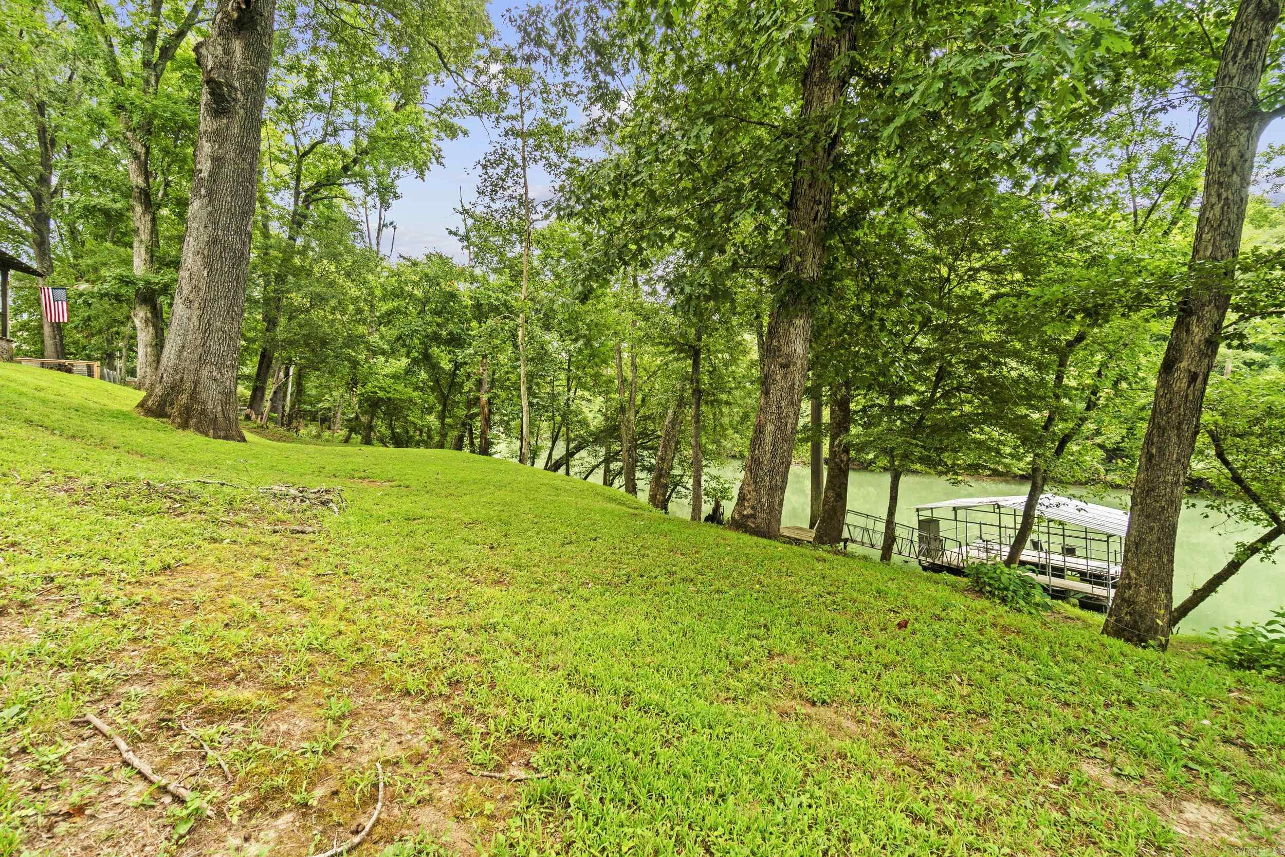8 Iveon Clay Ln Property Photo 40