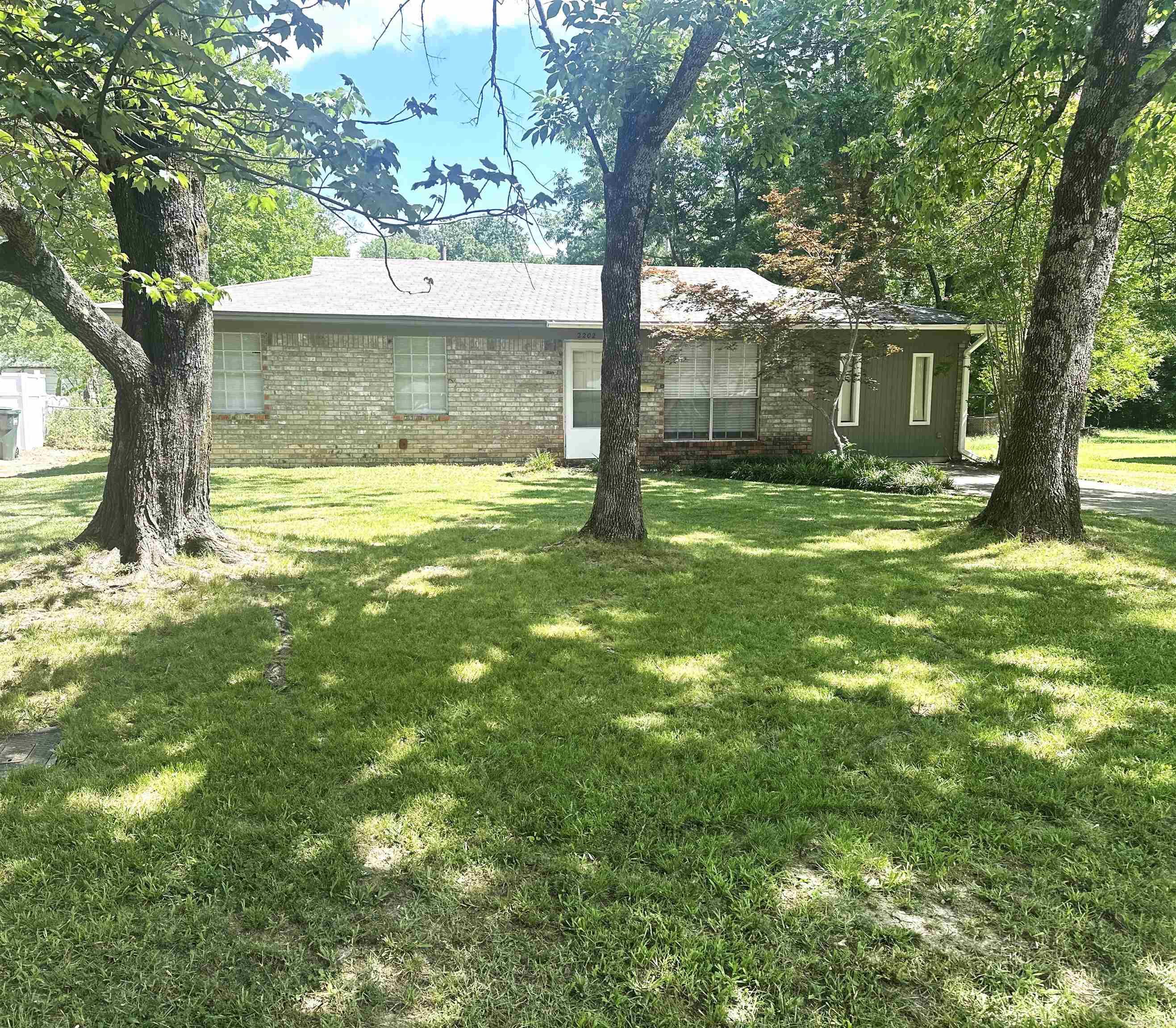 2202 Arkansas Avenue Property Photo 1