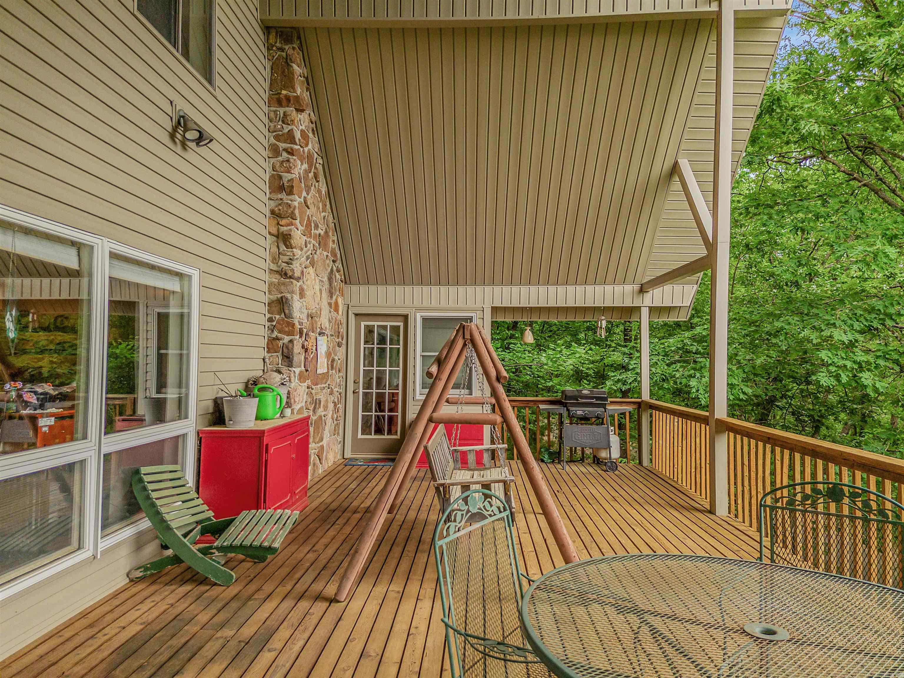 236 Lakedwellers Rd. Property Photo 4