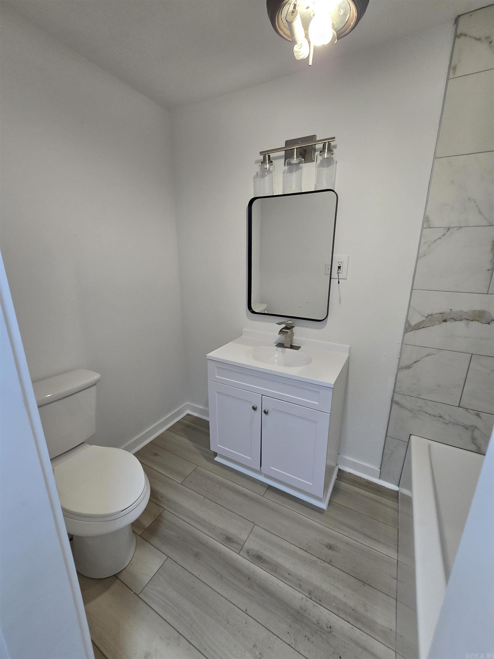 306 S 14th Property Photo 16