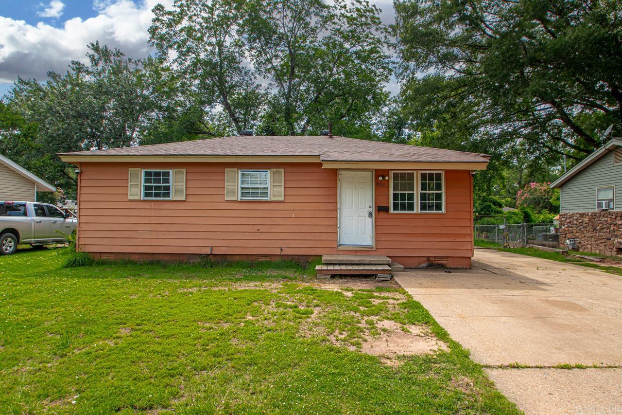 809 Healy Street Property Photo 1
