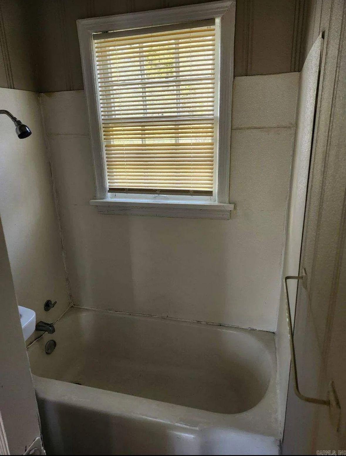 122 & 124 College Park Circle Property Photo 15
