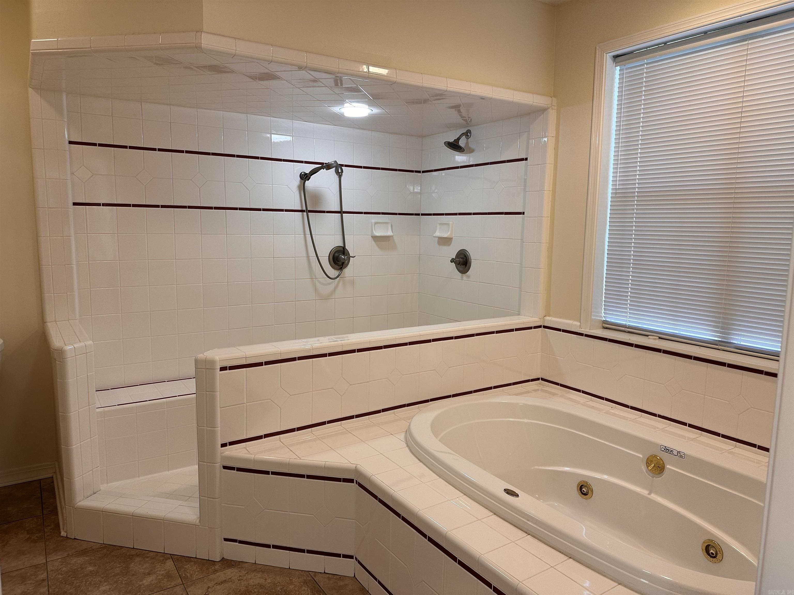 9 Chinquepin Drive Property Photo 17