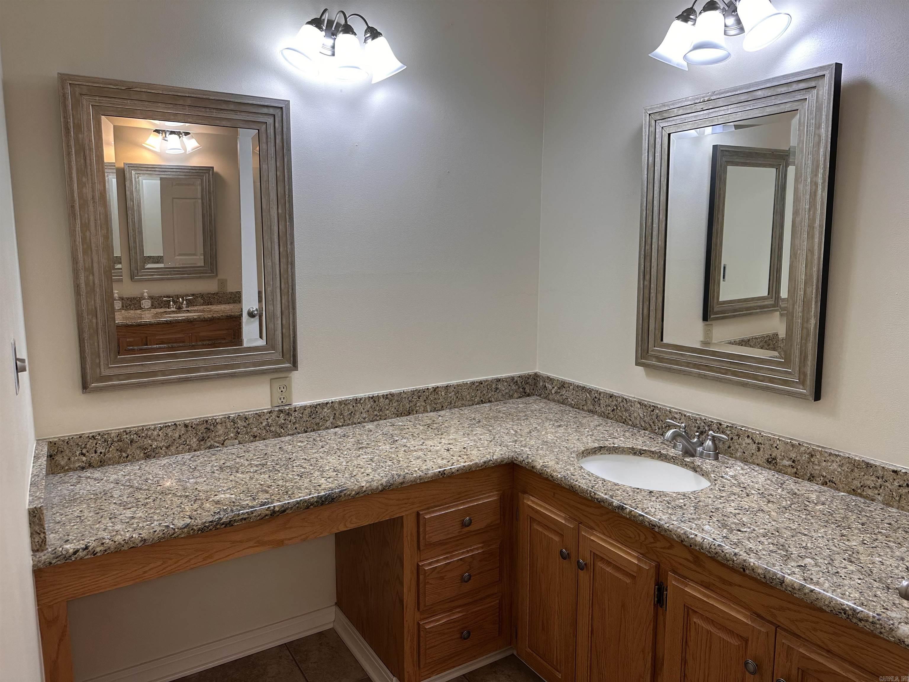 9 Chinquepin Drive Property Photo 18