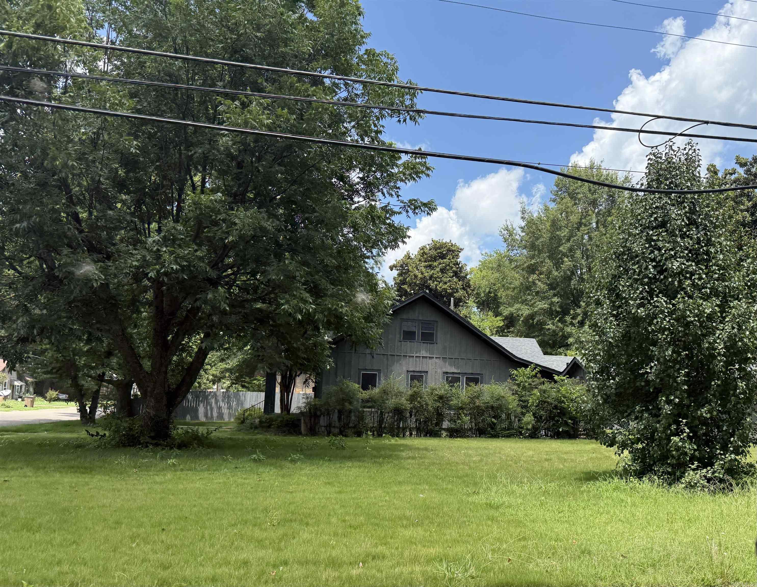 1108 N Izard St Property Photo 3