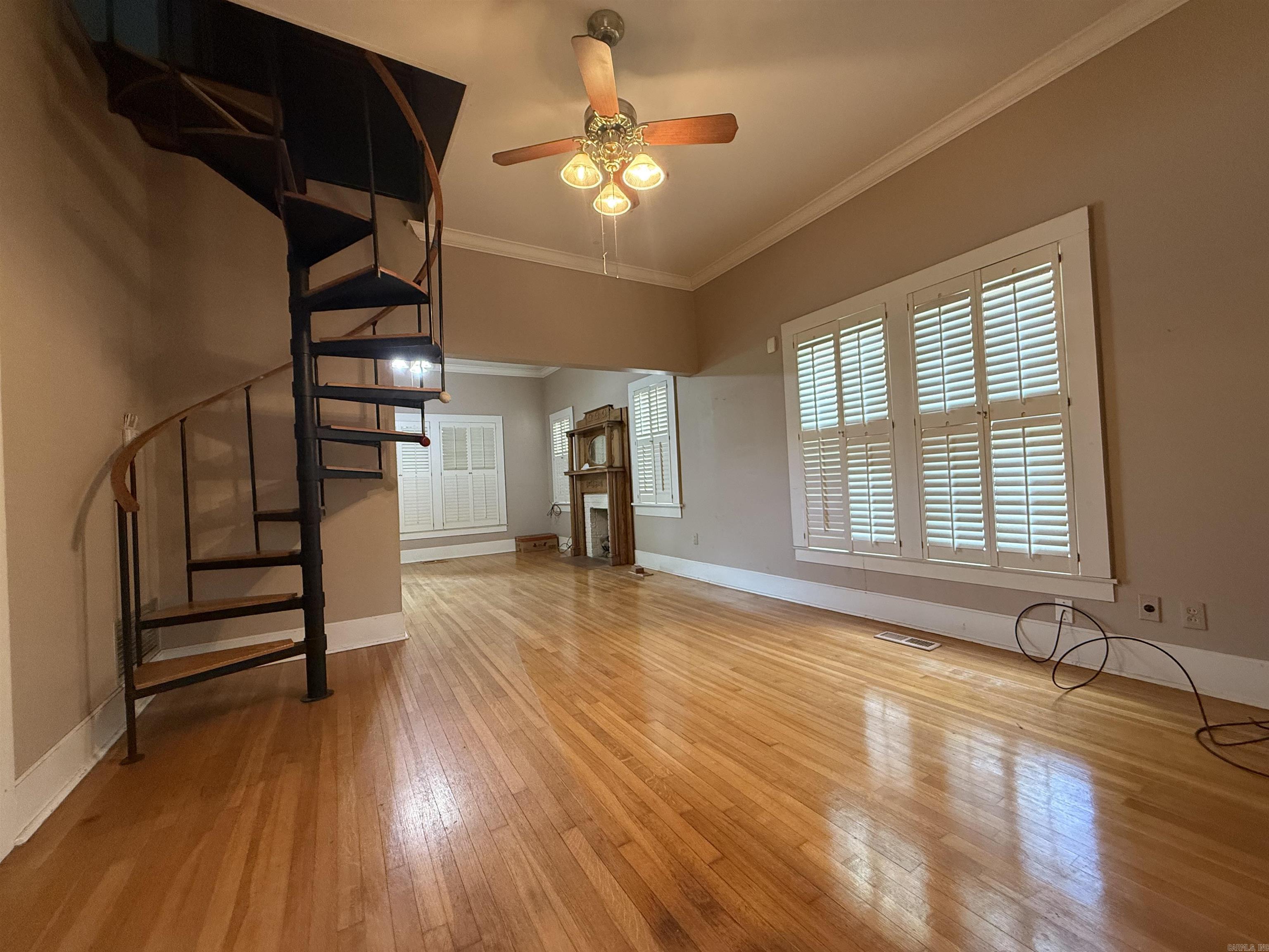 1108 N Izard St Property Photo 16