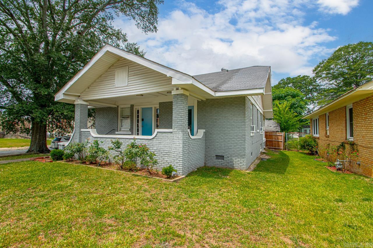 1870 S Izard Street Property Photo 2