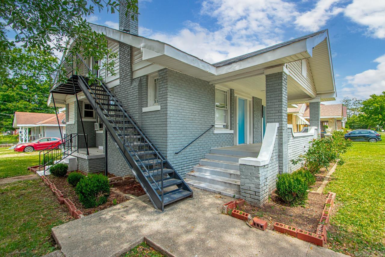 1870 S Izard Street Property Photo 6