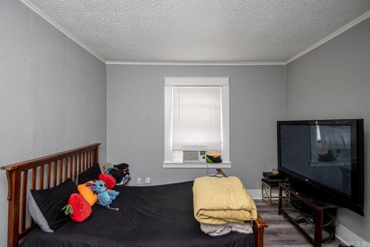 1870 S Izard Street Property Photo 13