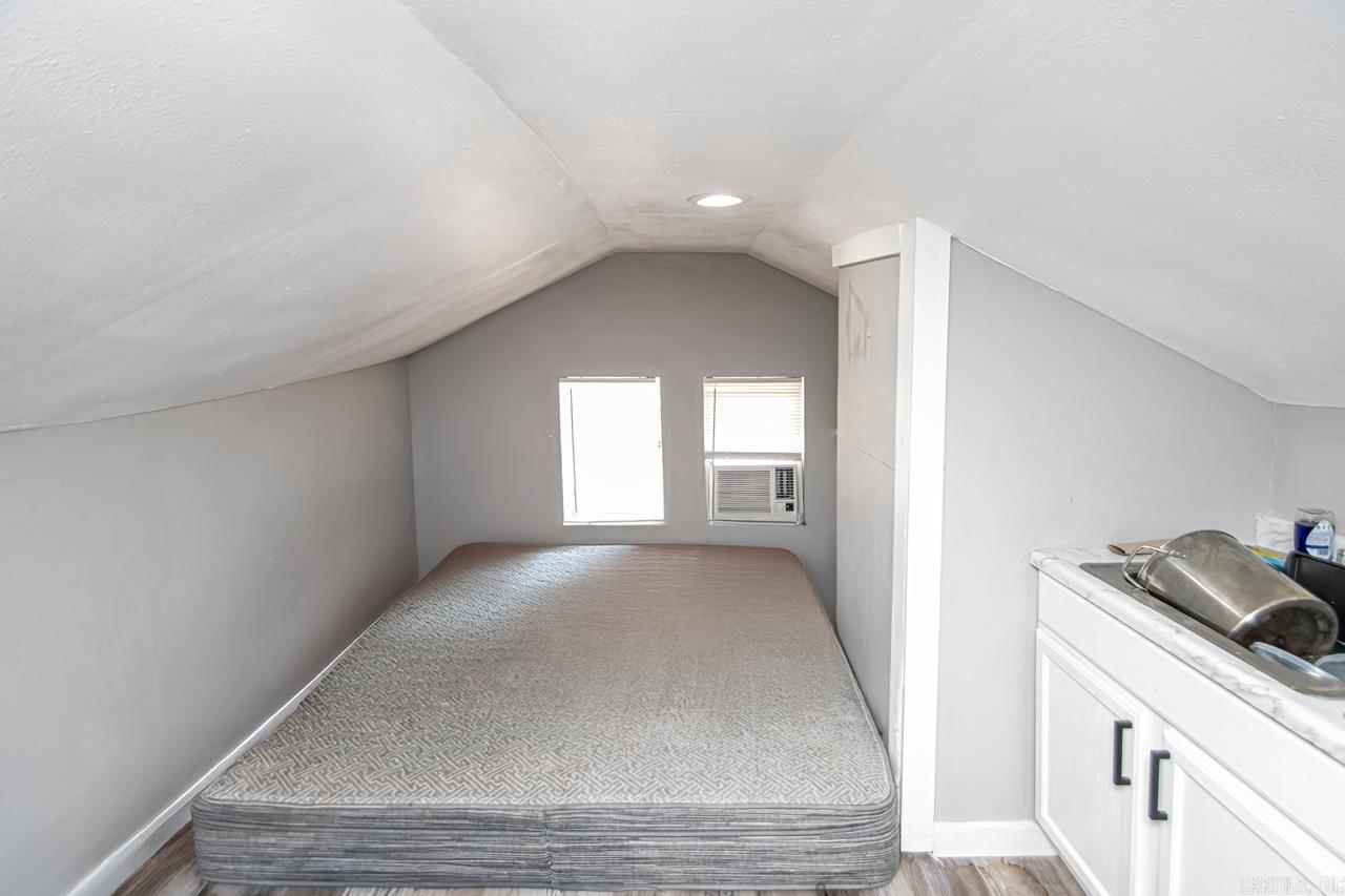 1870 S Izard Street Property Photo 28