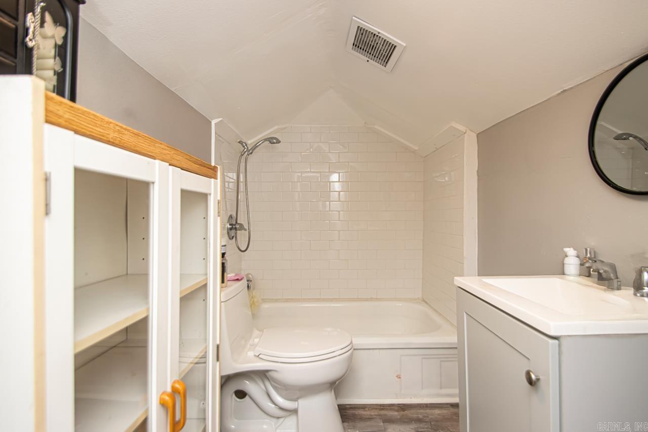 1870 S Izard Street Property Photo 29