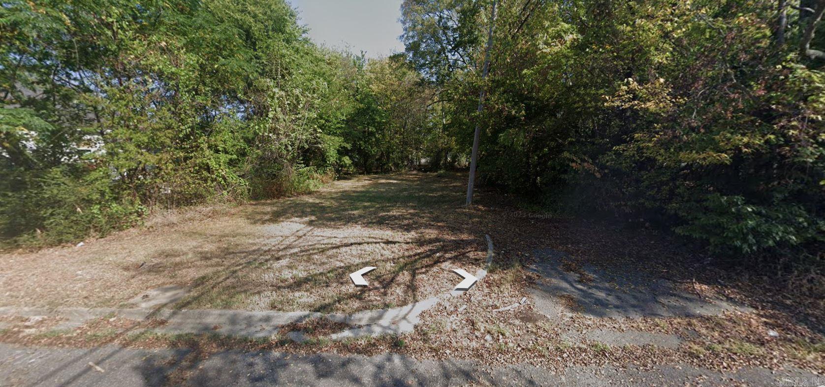 1114 W 12th